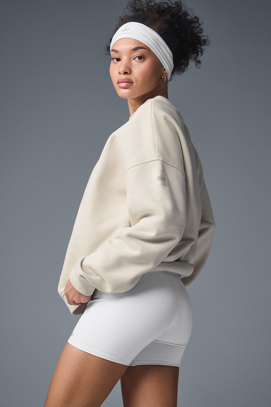 Alo Yoga Renown Heavy Weight Crew Neck Pullover - Bone - imagen 2