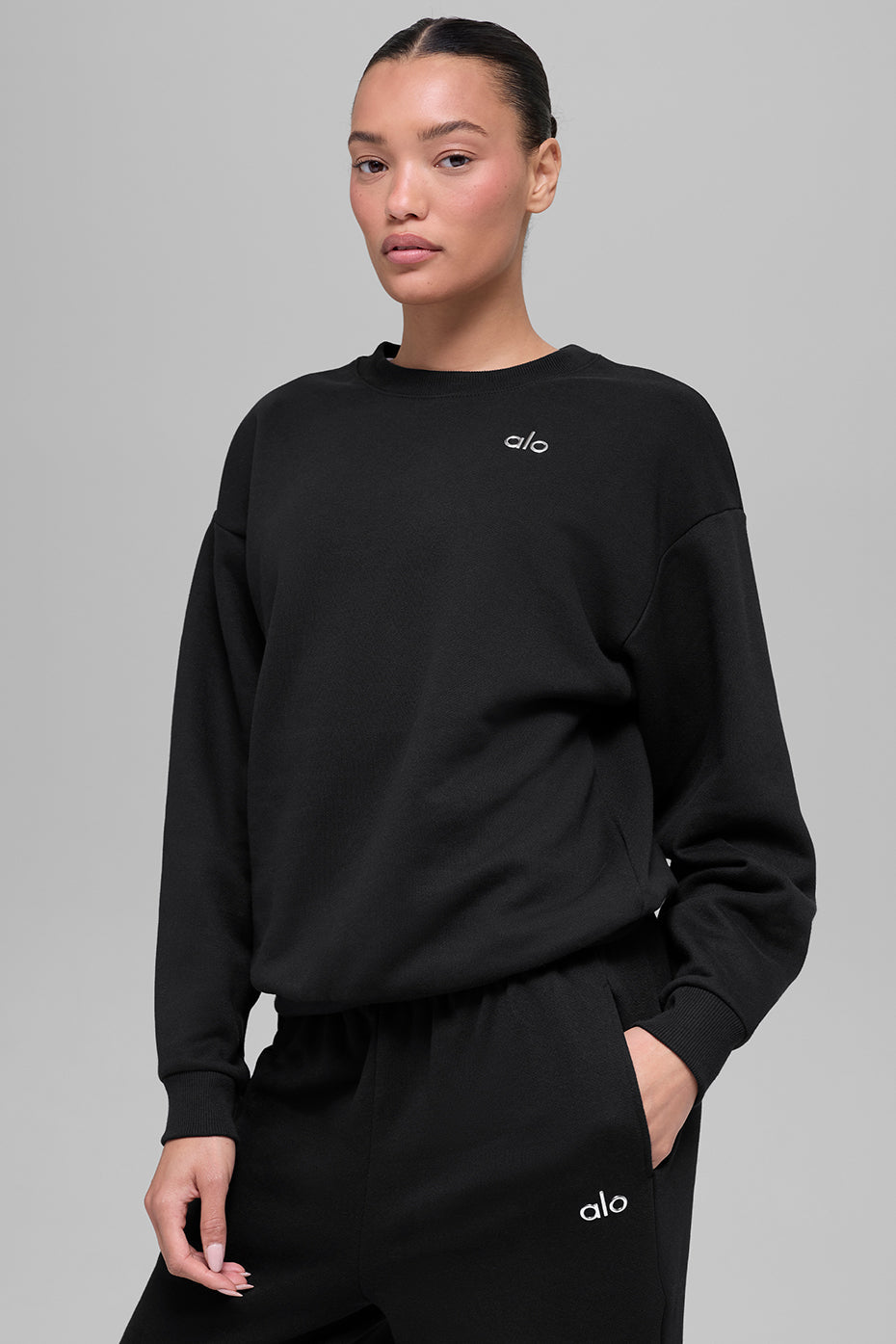 Alo Yoga Accolade Crew Neck Pullover - Black - imagen 3