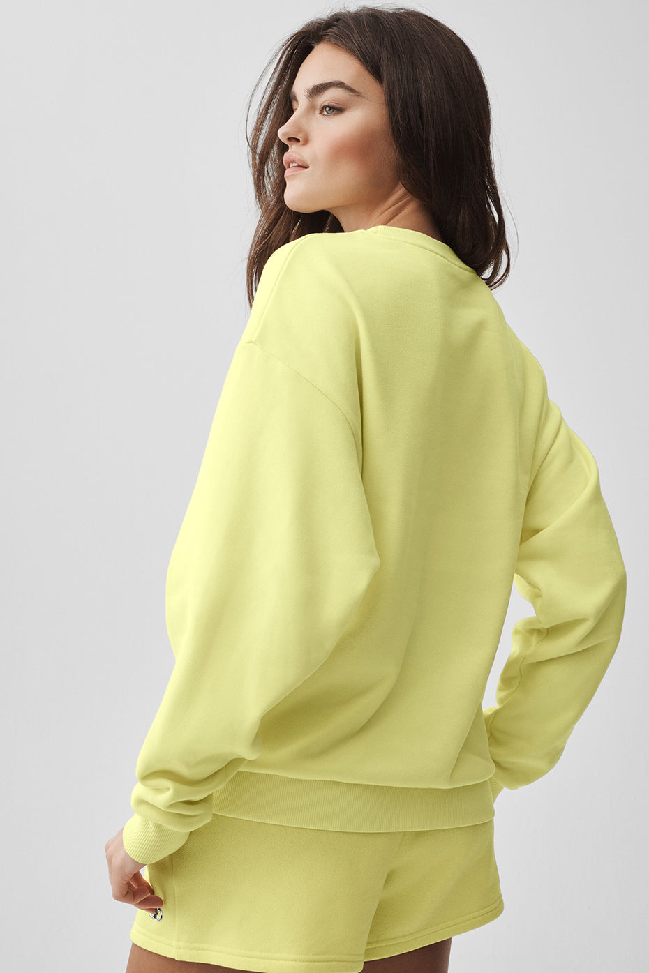 Alo Yoga Accolade Crew Neck Pullover - Sunshine - imagen 2