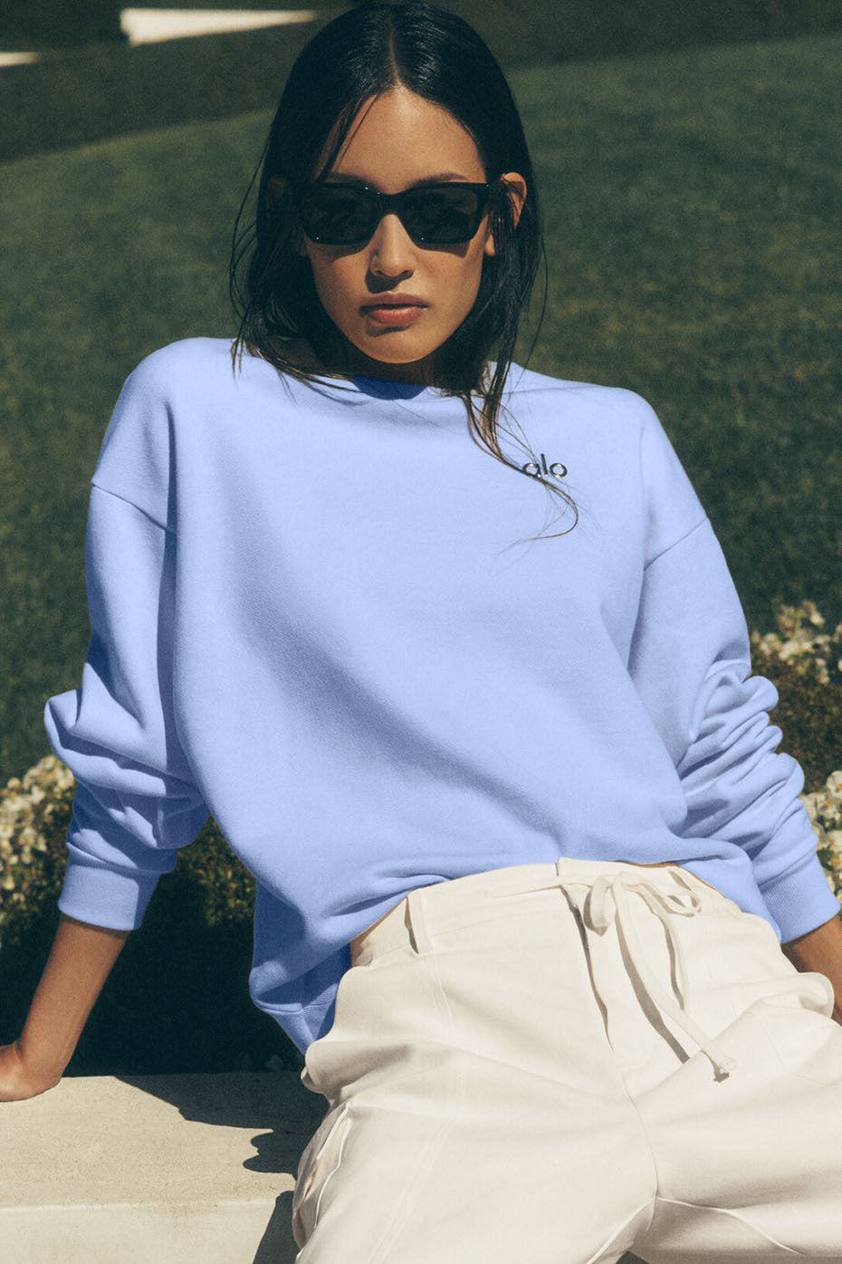 Alo Yoga Accolade Crew Neck Pullover - Light Provence Blue - imagen 1
