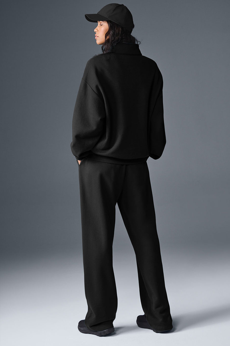 Alo Yoga Accolade 1/4 Zip Pullover - Black - imagen 4