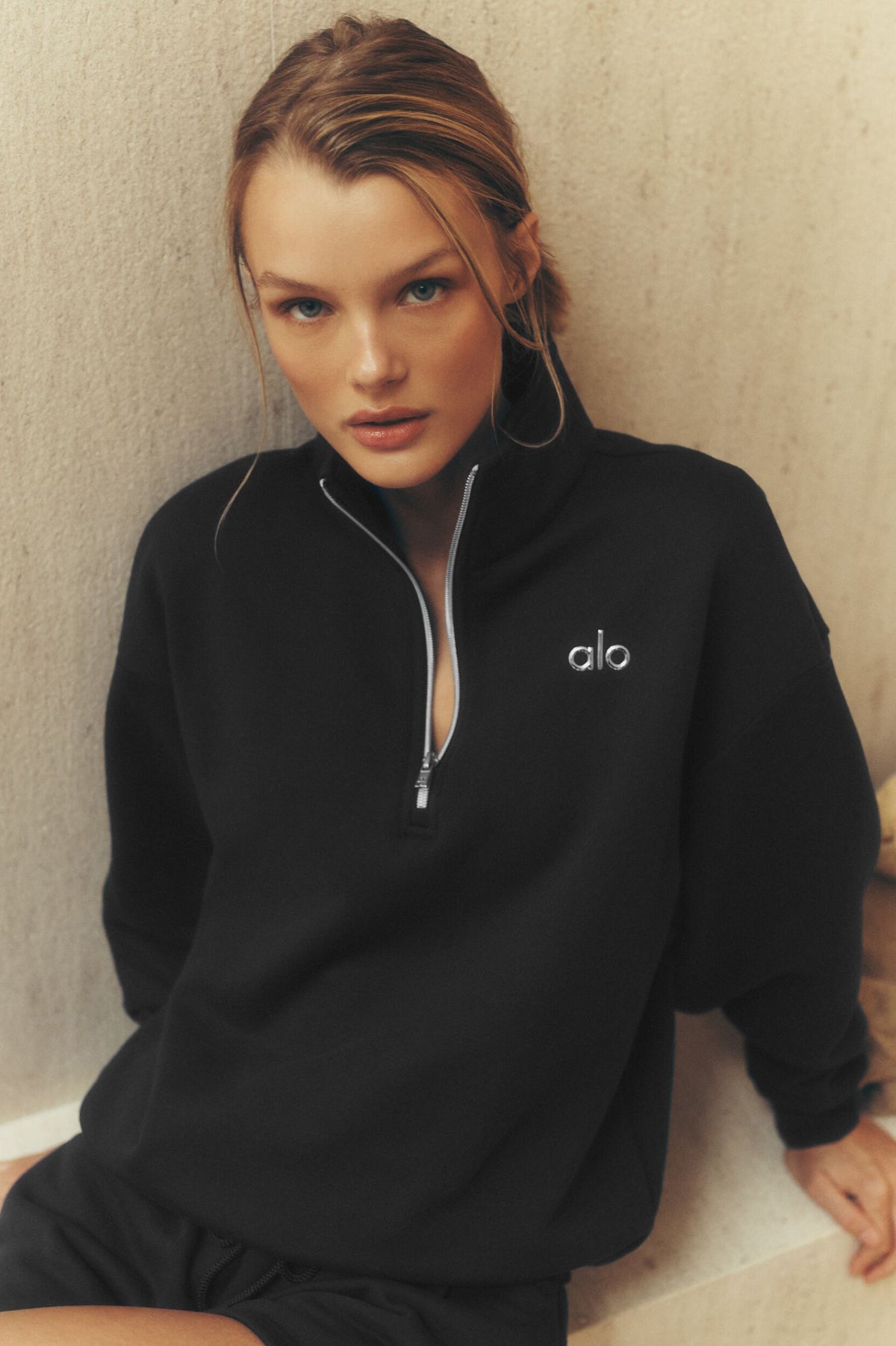 Alo Yoga Accolade 1/4 Zip Pullover - Black - imagen 1