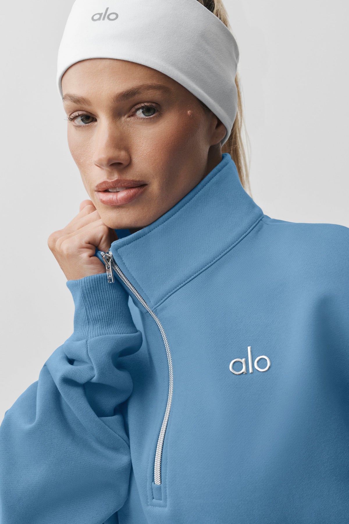 Alo Yoga Accolade 1/4 Zip Pullover - California Blue - imagen 4