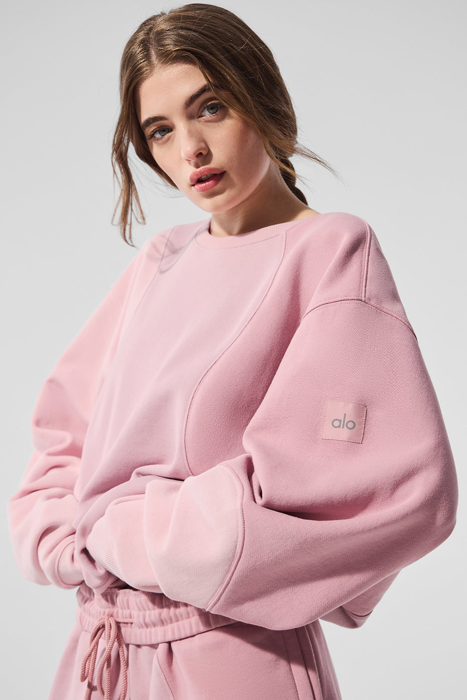 Alo Yoga Make Waves Crew Neck Pullover - Sunset Pink Tonal - imagen 3