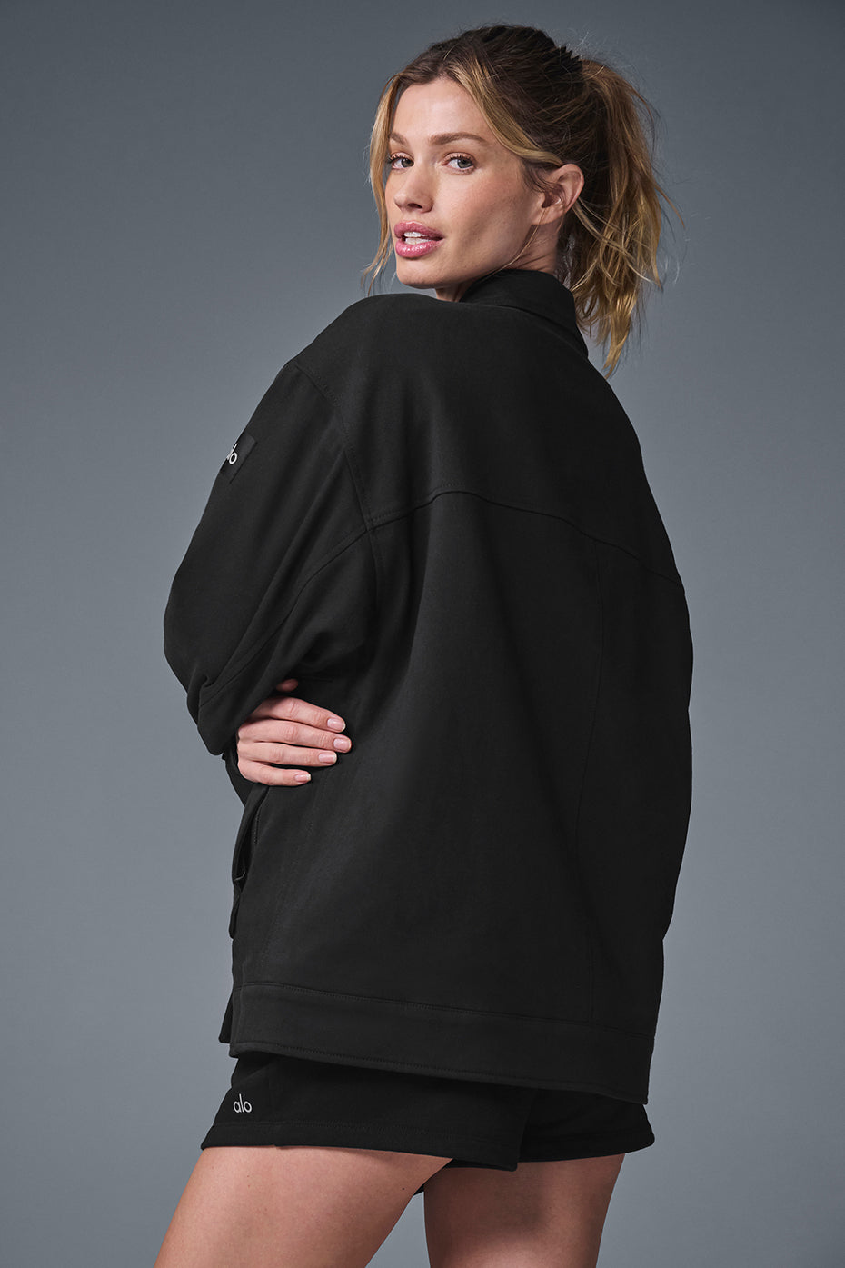 Alo Yoga Unisex One Up Jacket - Black - imagen 2
