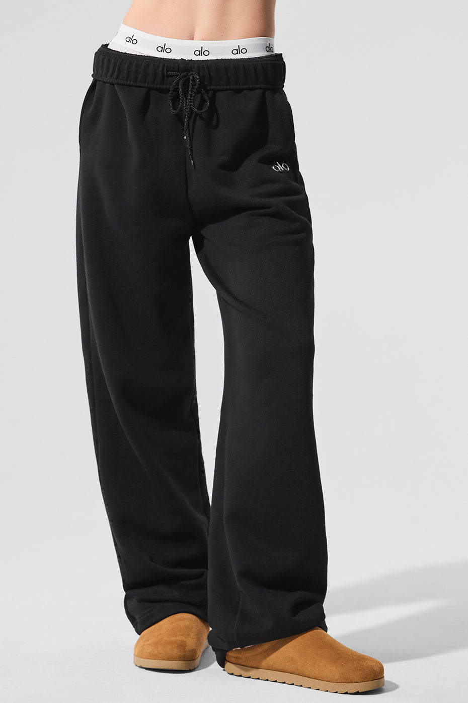 Alo Yoga Accolade Straight Leg Sweatpant - Black - imagen 2