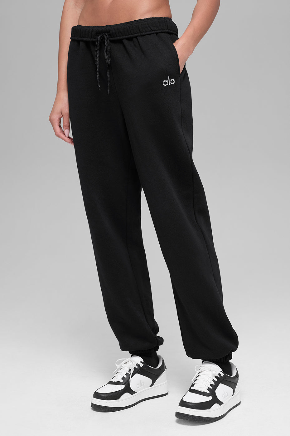 Alo Yoga Accolade Sweatpant - Black - imagen 3