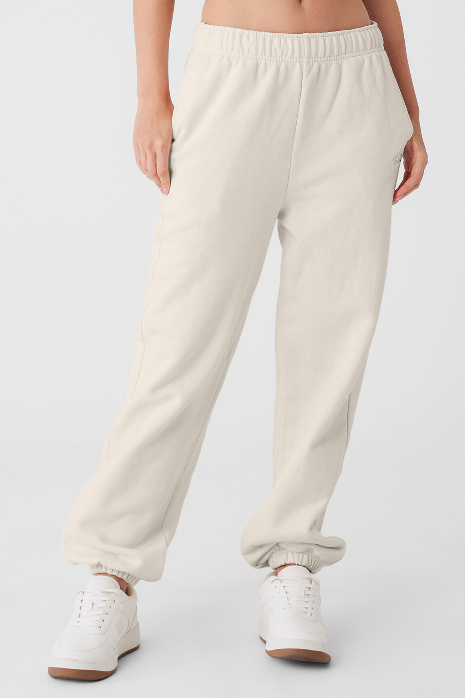 Alo Yoga Accolade Sweatpant - Bone - imagen 1