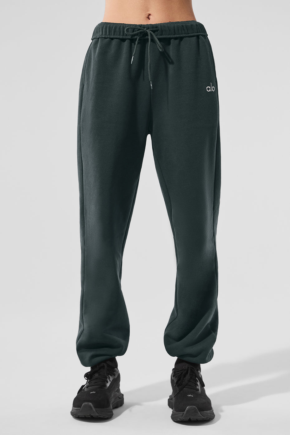 Alo Yoga Accolade Sweatpant - Charcoal Green - imagen 1