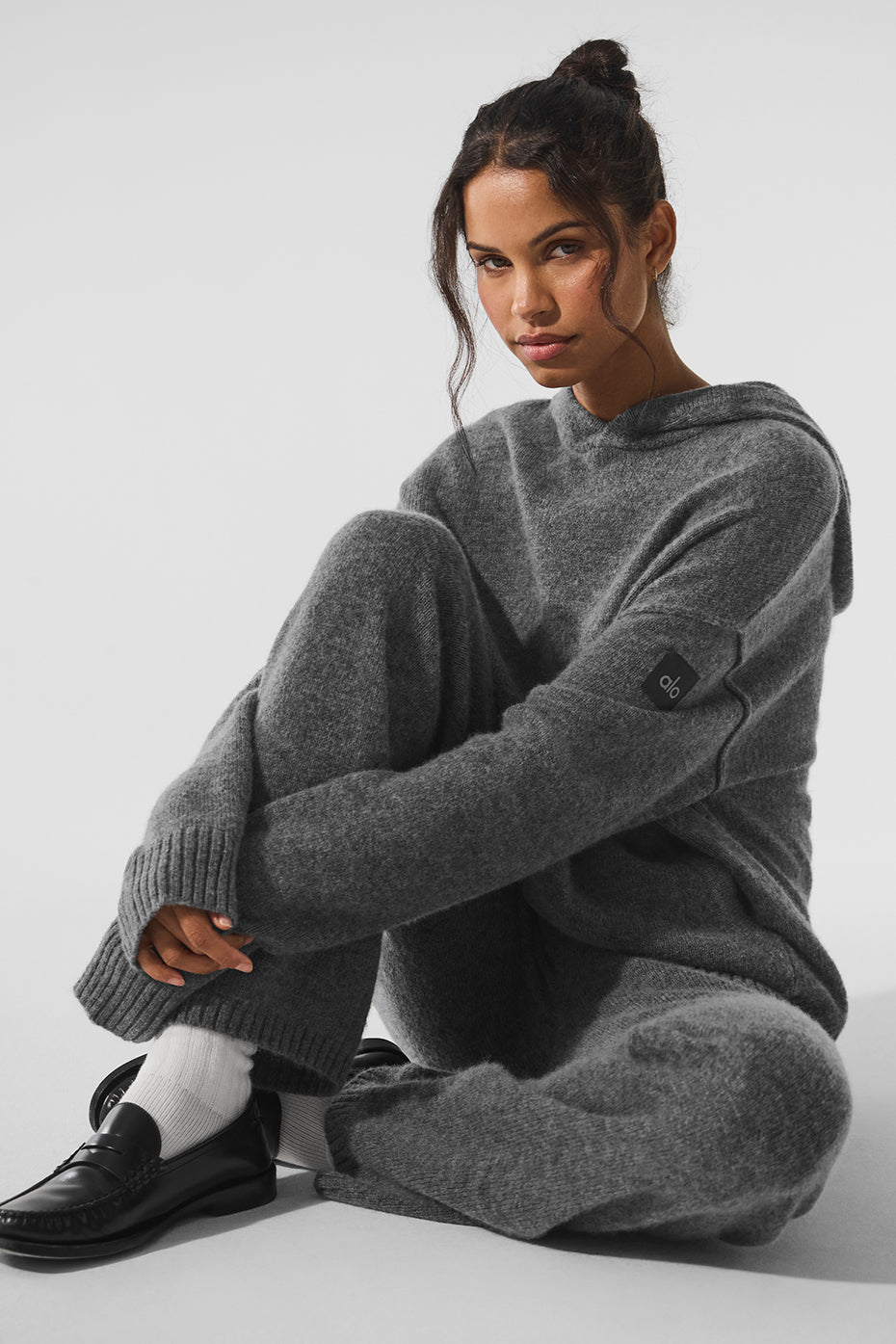 Alo Yoga Wool Cashmere New Class Sweatpant - Platinum Grey - imagen 5