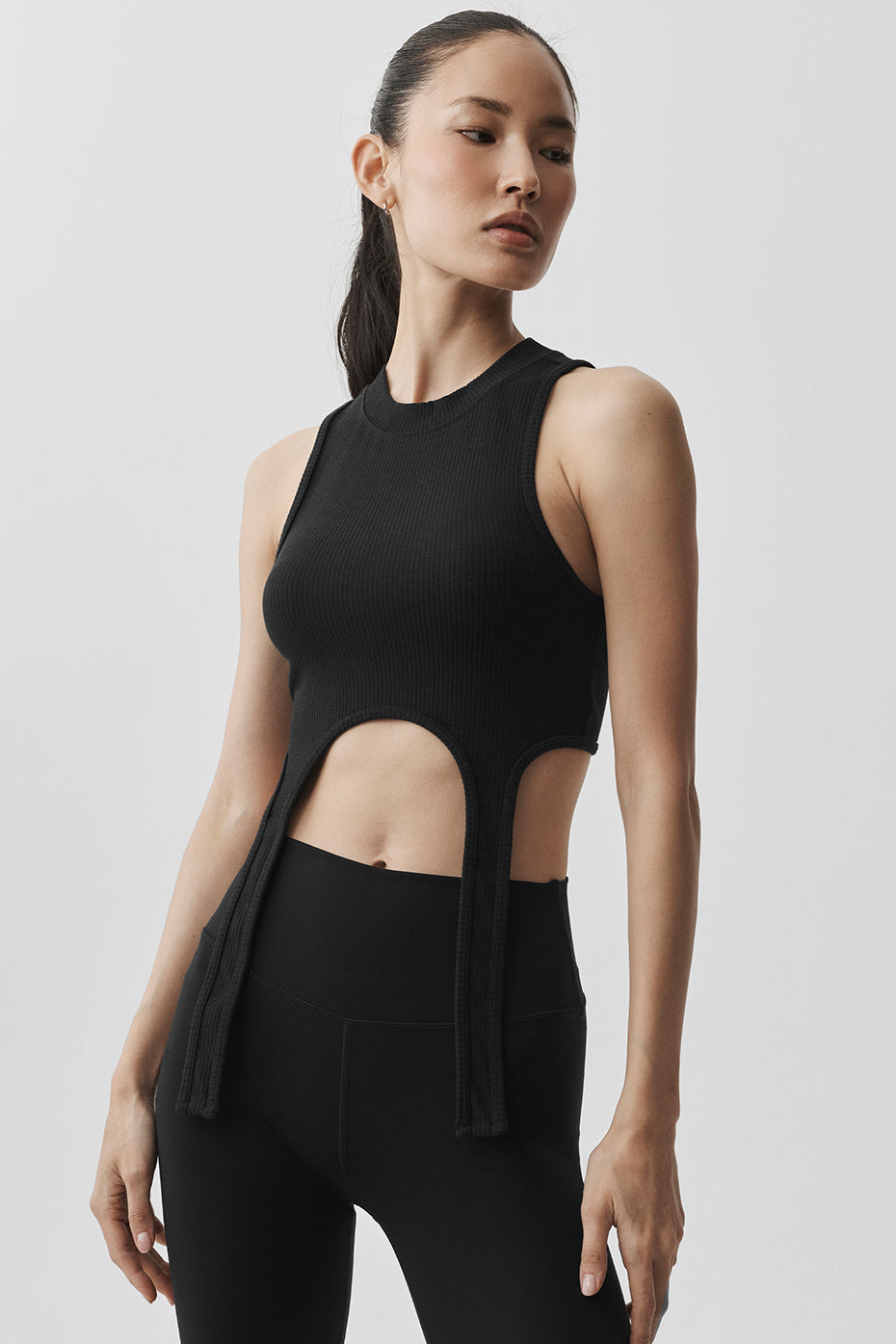 Alo Yoga Wellness Rib Flaunt Tank - Black - imagen 4