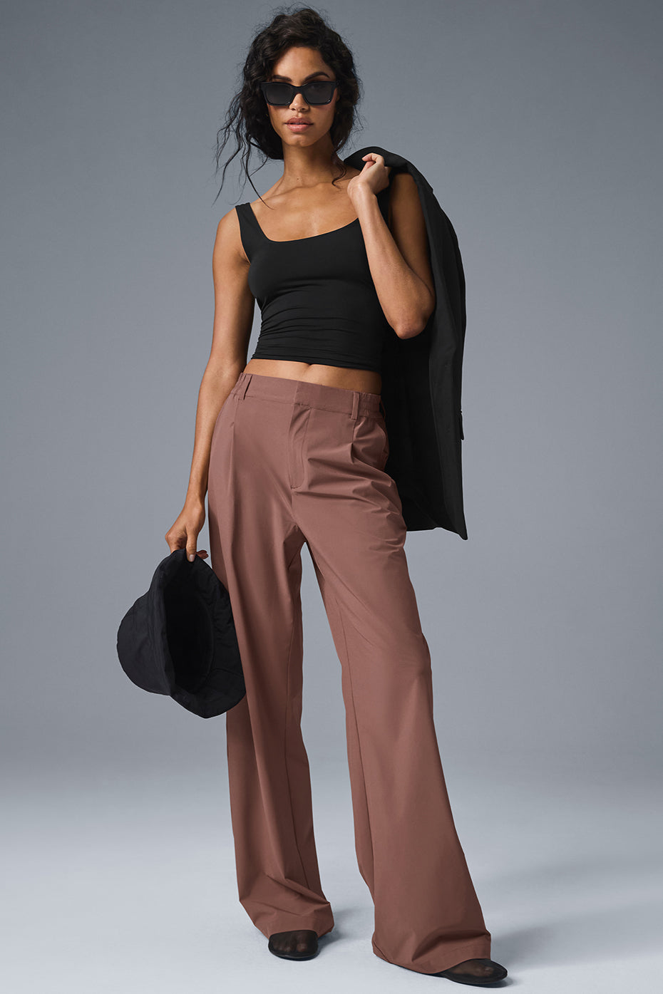 Alo Yoga Sheer Glow Tank - Black - imagen 5
