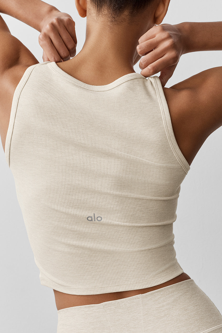 Alo Yoga Ribbed Modal Henley Tank - Oatmeal Heather - imagen 2