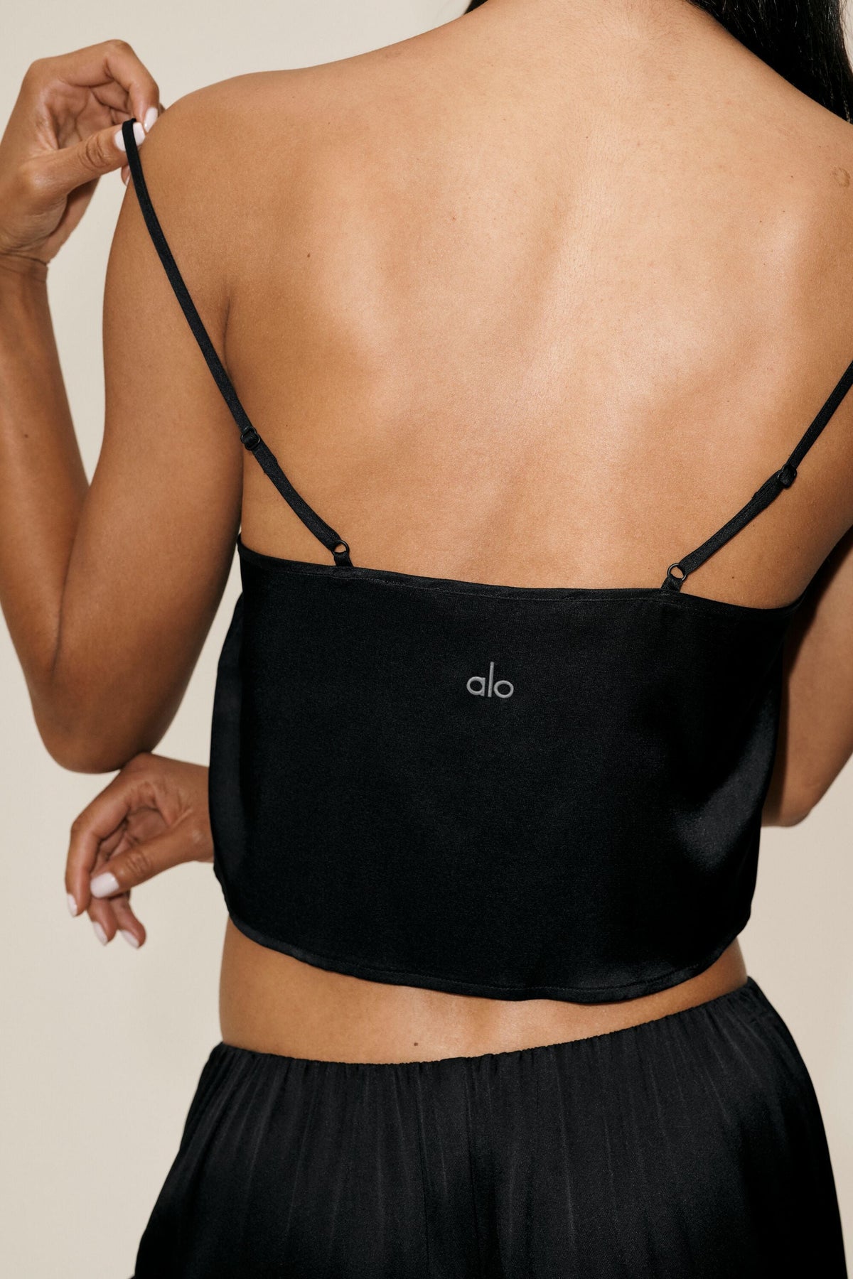 Alo Yoga Silk Blend Radiance Tank - Black - imagen 2