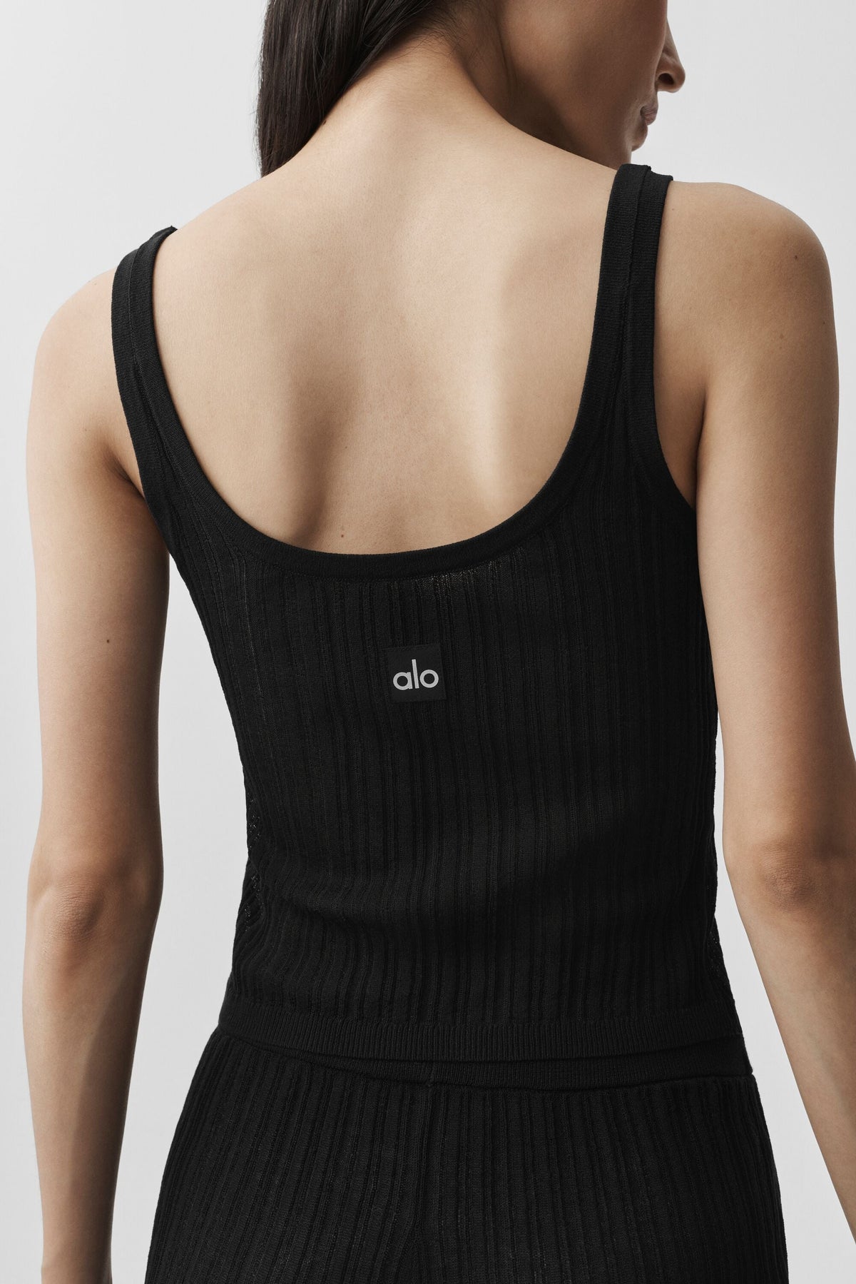 Alo Yoga Sweater Sunlit Tank - Black - imagen 3