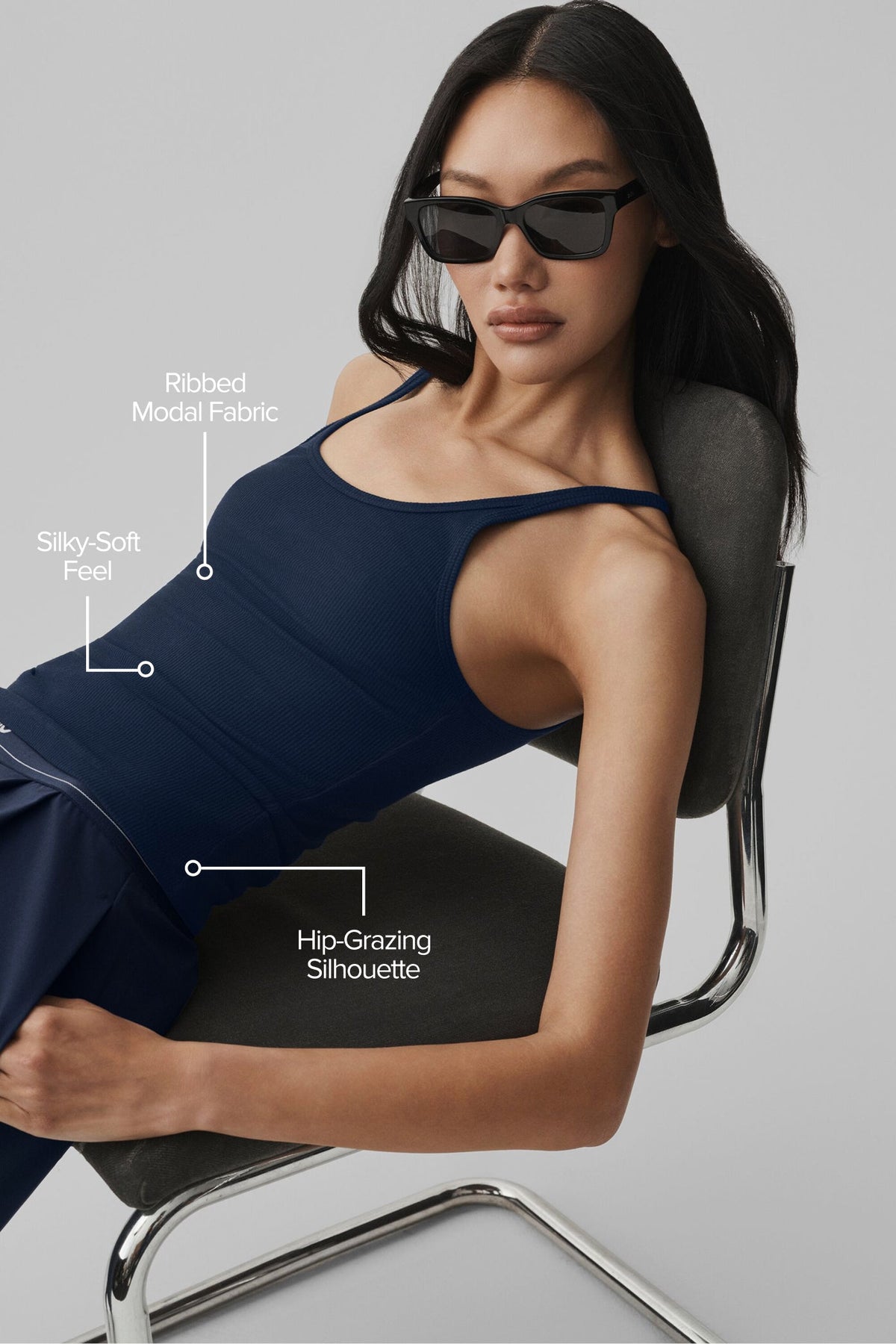 Alo Yoga Ribbed Adore Tank - Navy - imagen 2