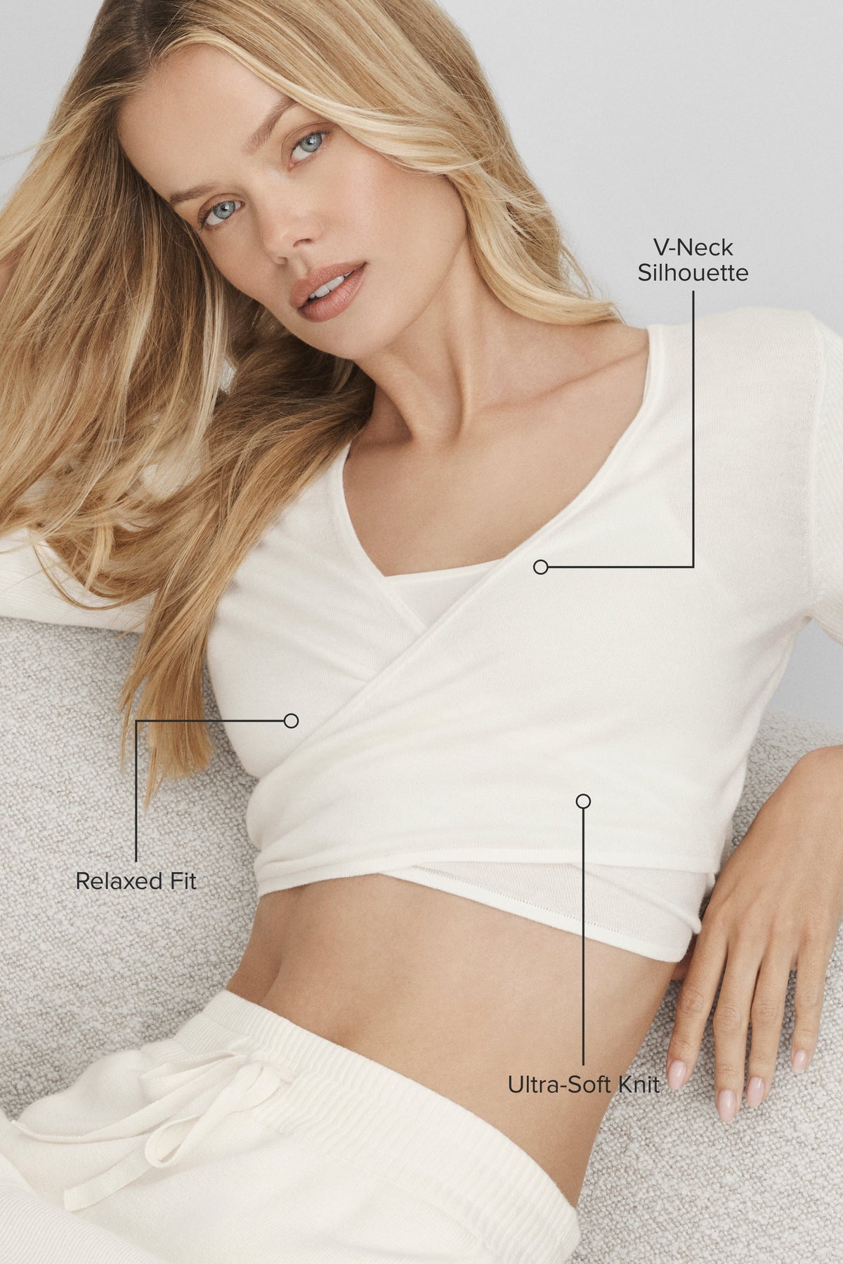 Alo Yoga Sweater Knit Crossover Long Sleeve - Ivory - imagen 2