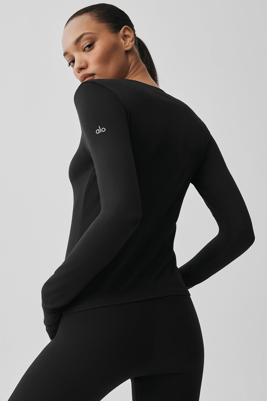 Alo Yoga Alosoft Finesse Long Sleeve - Black - imagen 2