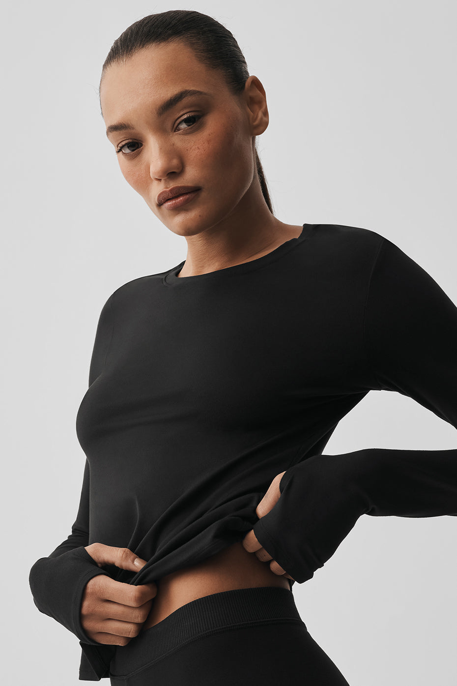 Alo Yoga Alosoft Finesse Long Sleeve - Black - imagen 3