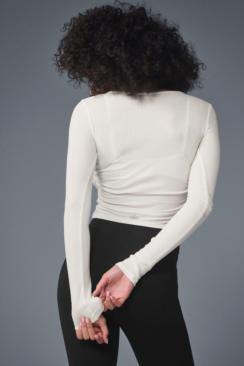 Alo Yoga Gather Long Sleeve - Ivory - imagen 3