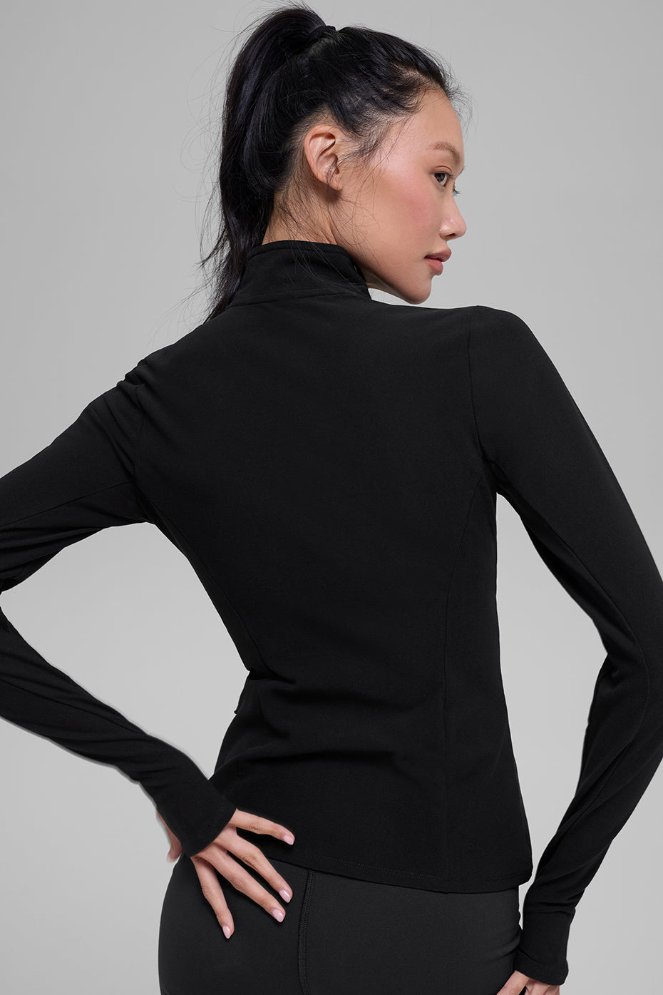 Alo Yoga Alosoft 1/2 Zip Rapid Pullover - Black - imagen 4
