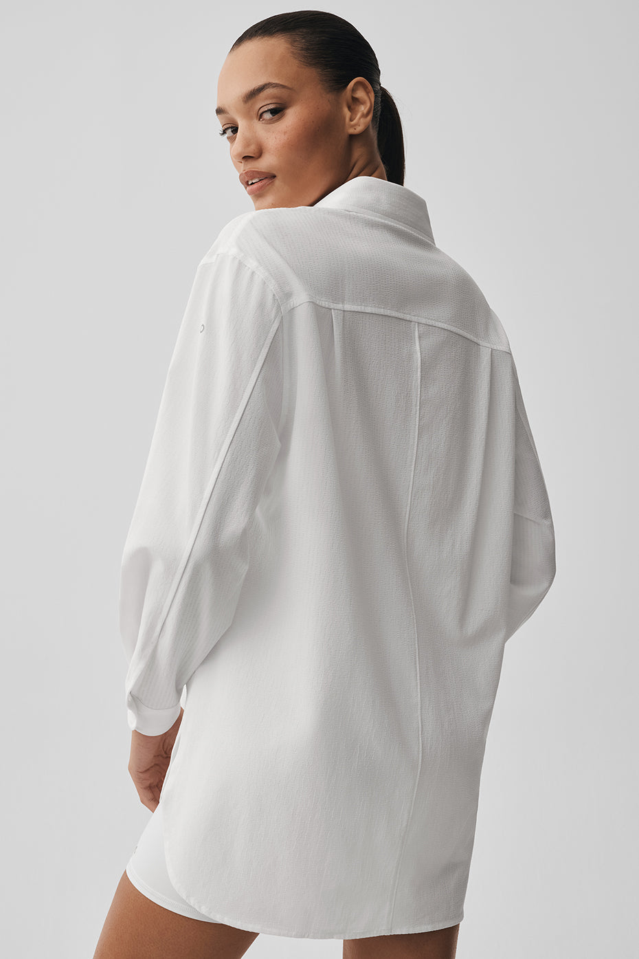 Alo Yoga Dreamscape Button Down Long Sleeve - White - imagen 2