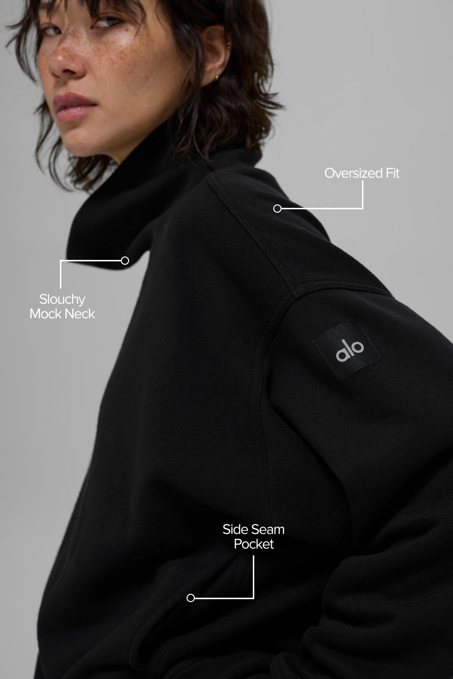 Alo Yoga Hazy Mock Neck Pullover - Black - imagen 2