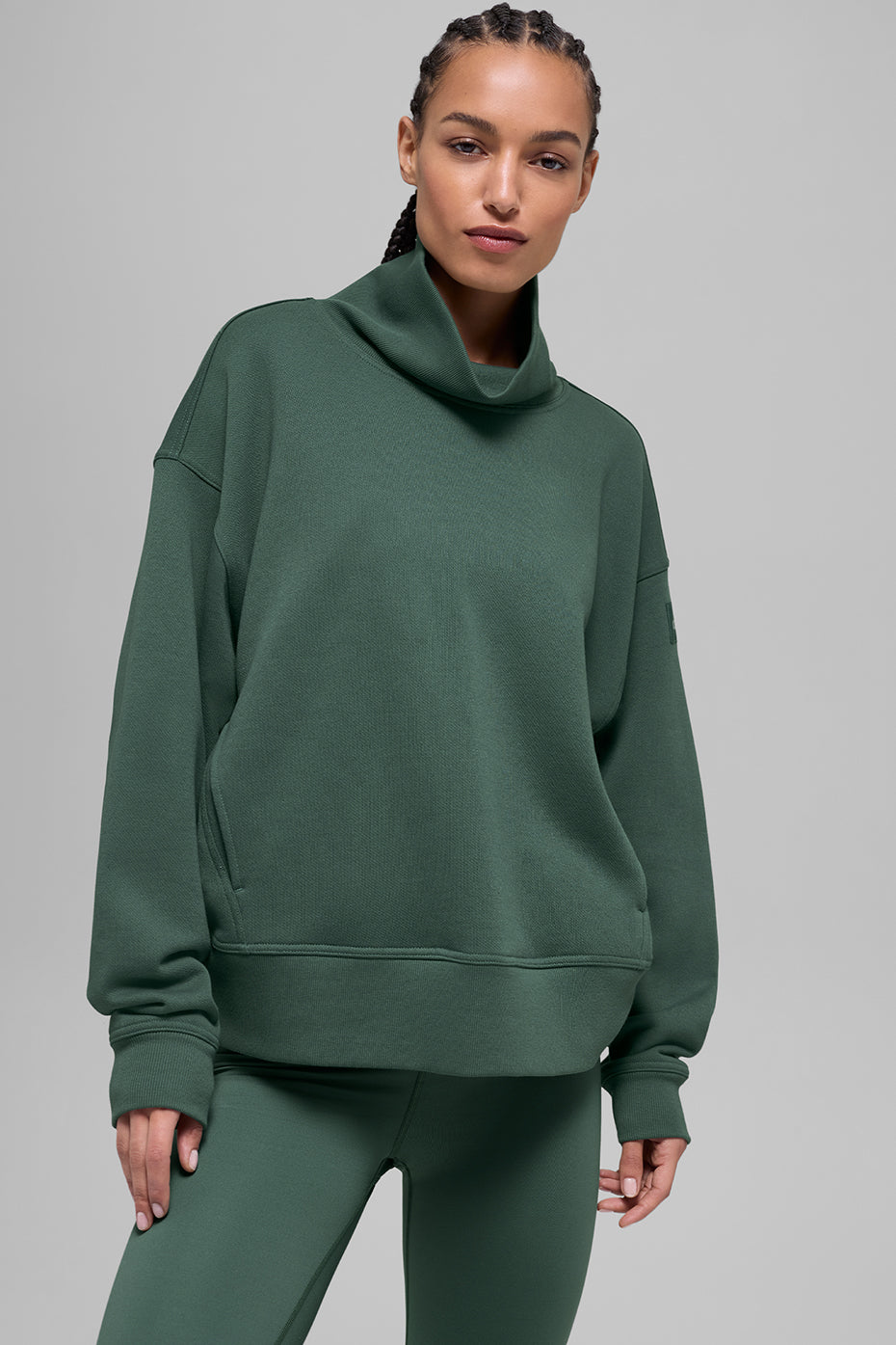 Alo Yoga Hazy Mock Neck Pullover - Clover Green - imagen 1