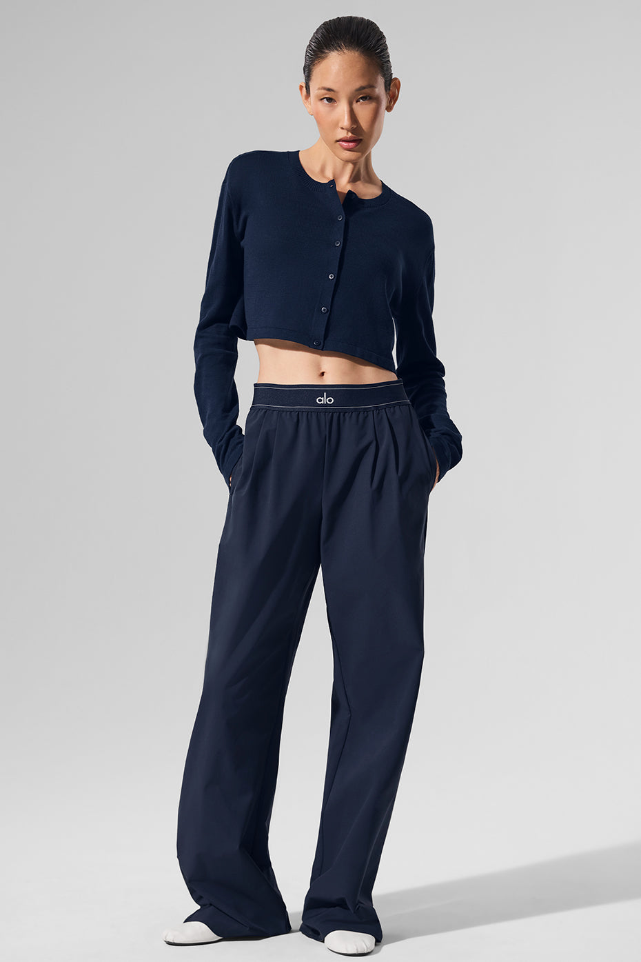 Alo Yoga Supernatural Sweater Cardigan - Navy - imagen 6