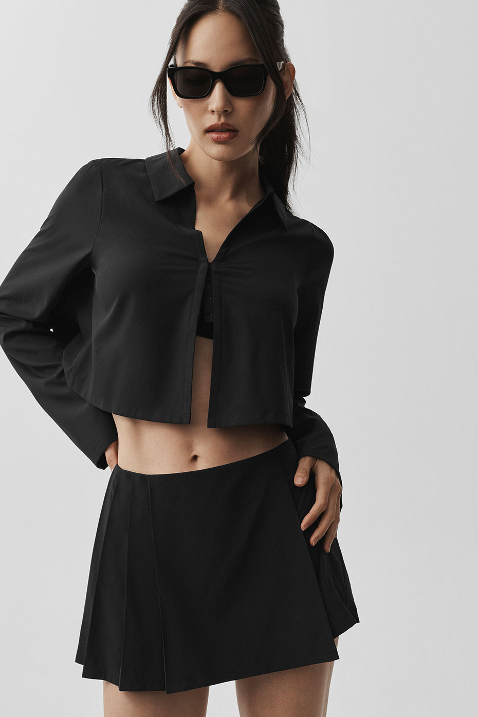 Alo Yoga Cropped Unmatched Long Sleeve - Black - imagen 3