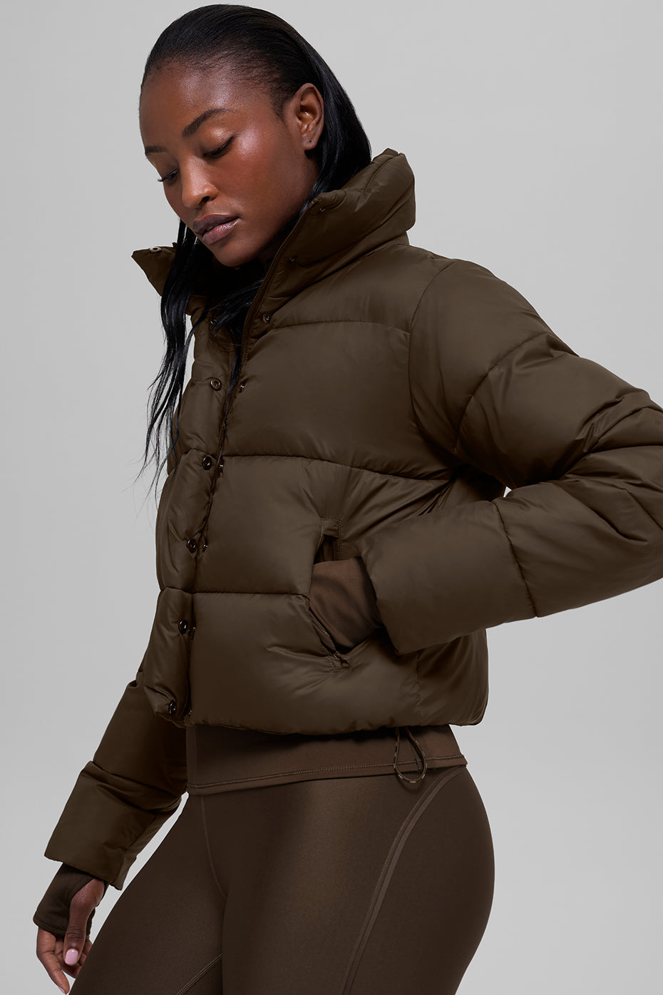 Alo Yoga Gold Rush Puffer - Espresso - imagen 3