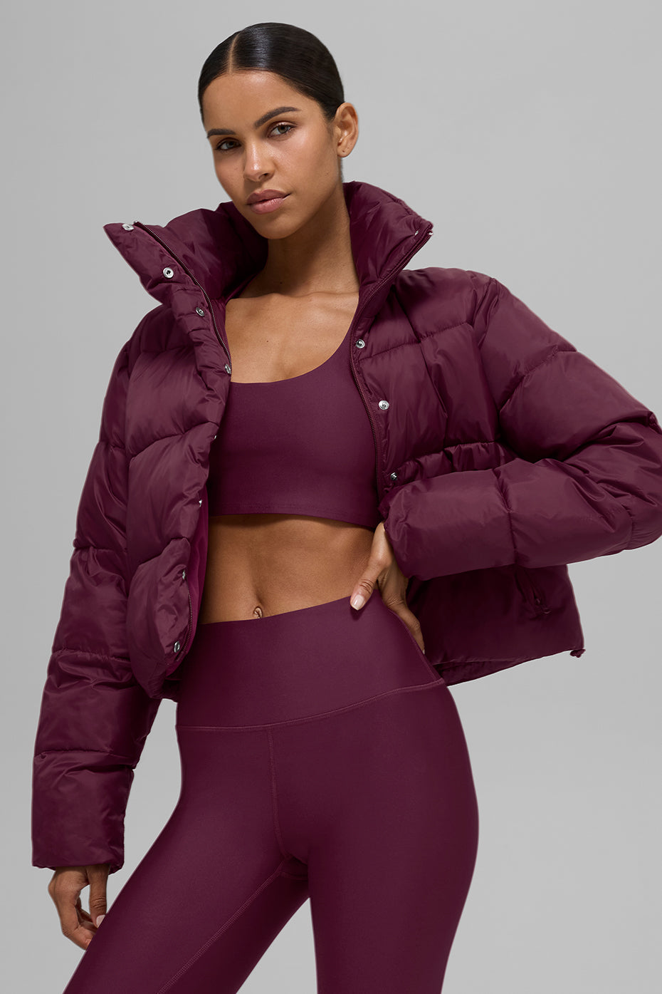 Alo Yoga Gold Rush Puffer - Burgundy - imagen 5