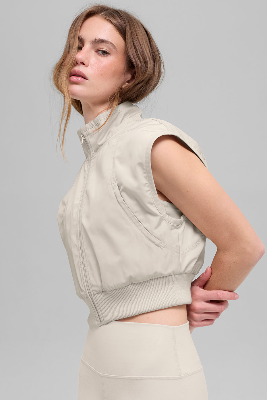 Alo Yoga In Motion Vest - Bone - imagen 2