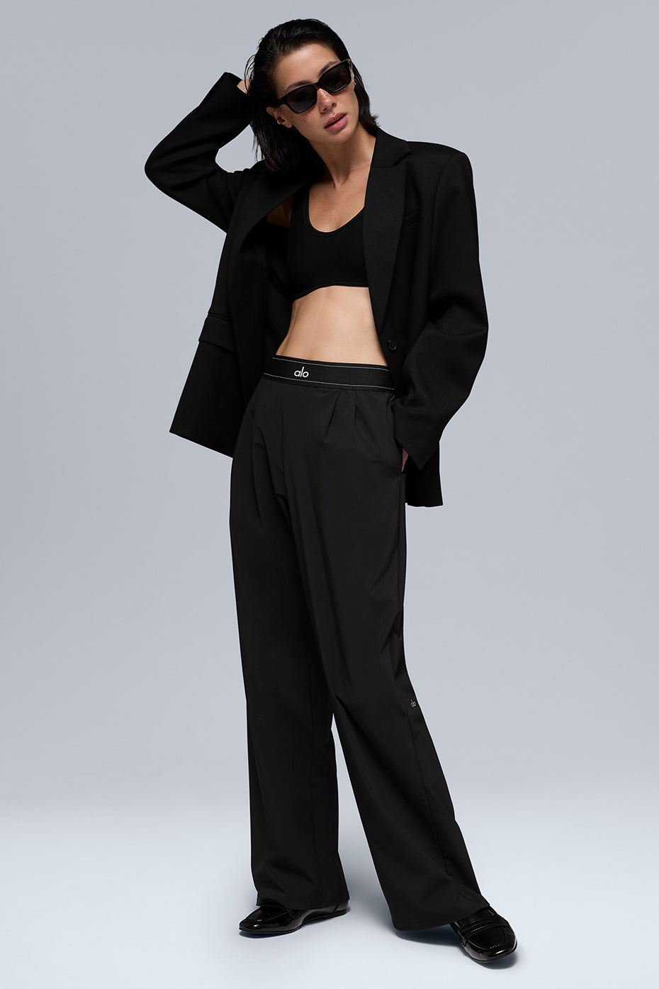 Alo Yoga First-Class Blazer - Black - imagen 5