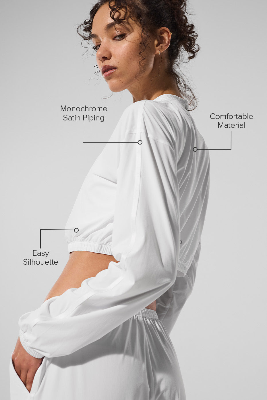 Alo Yoga Cropped Breezy Full-Zip Cover Up - White - imagen 2