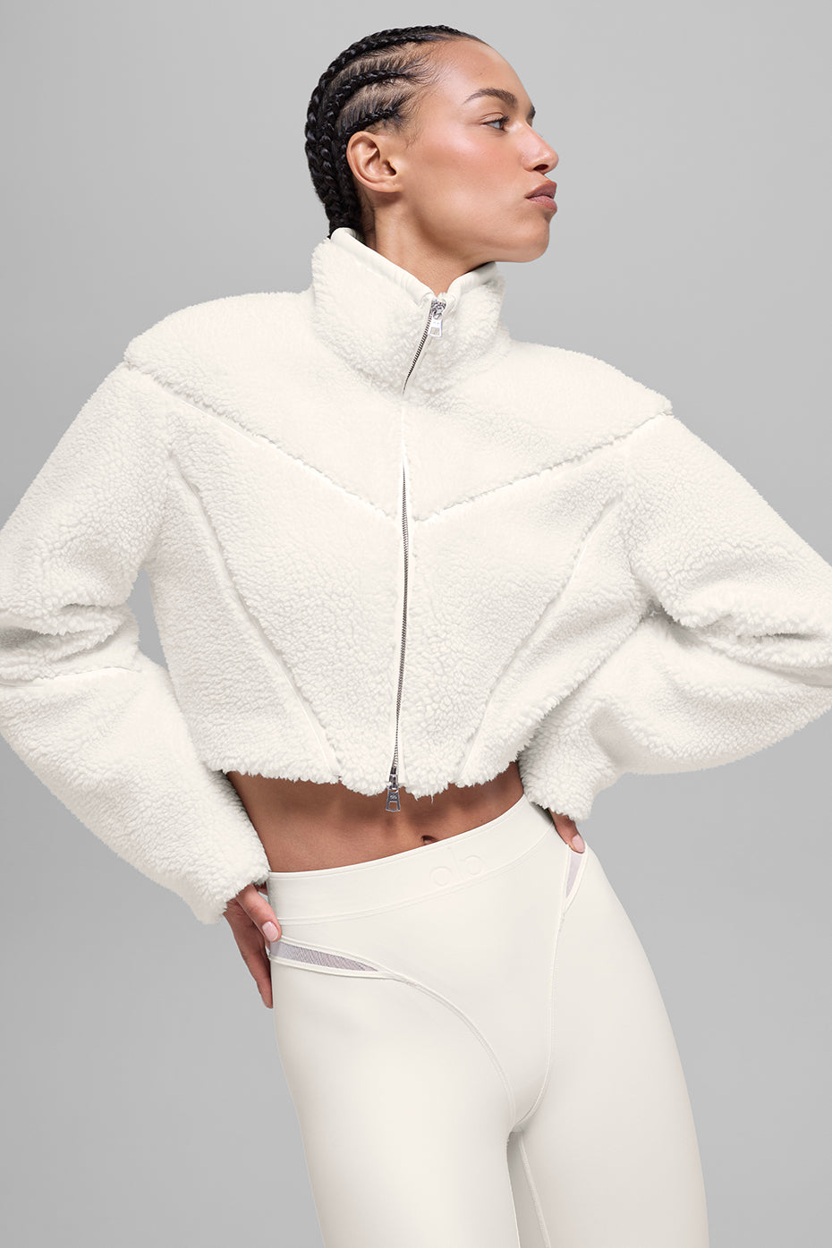 Alo Yoga Sherpa Cropped Slope Side Jacket - Ivory - imagen 1