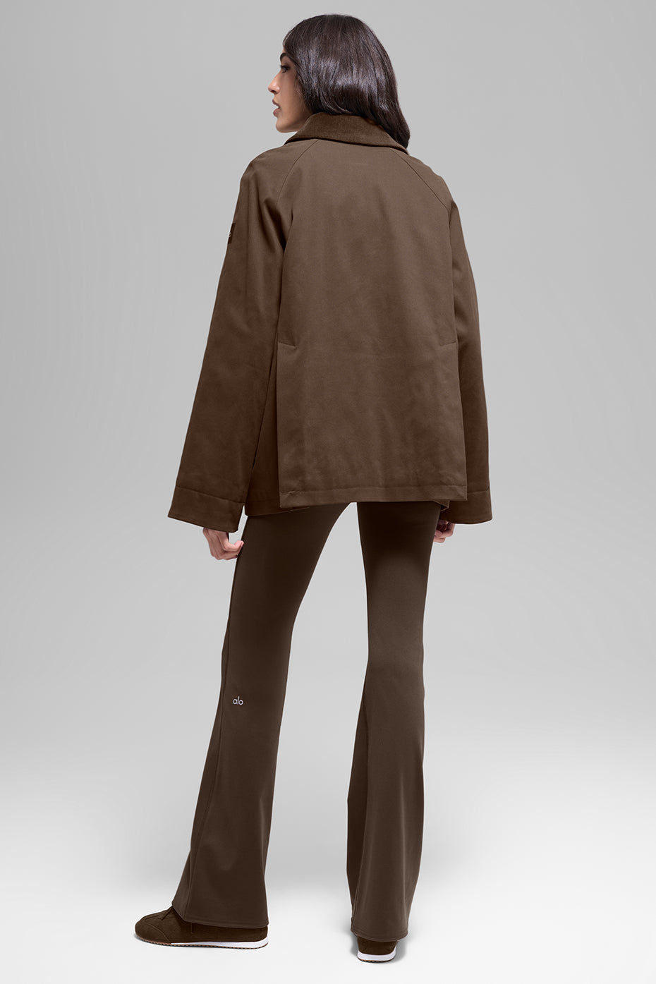 Alo Yoga Twill Barn Jacket - Espresso - imagen 5