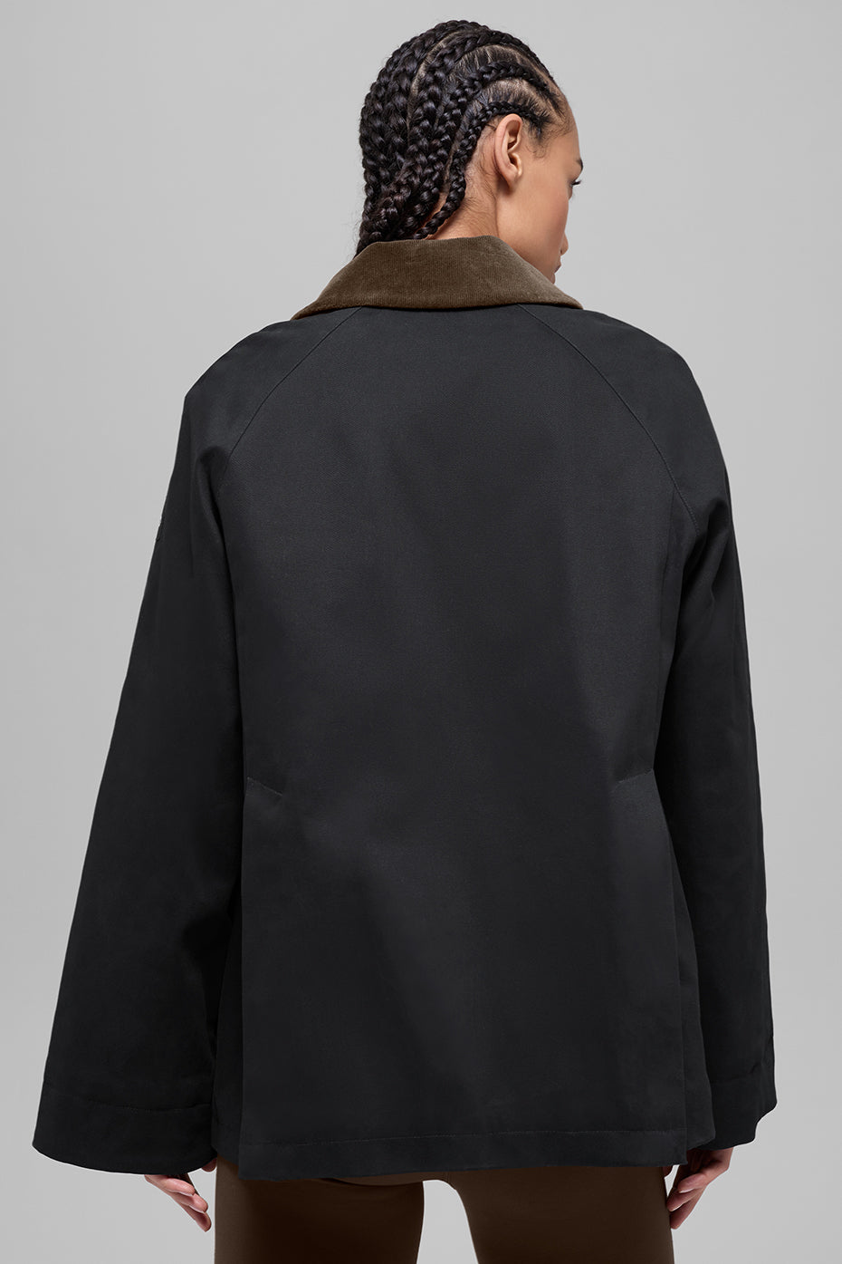 Alo Yoga Twill Barn Jacket - Black/Espresso - imagen 3