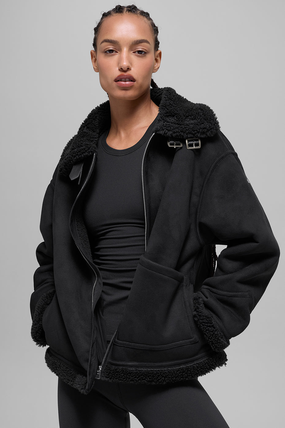Alo Yoga Faux Shearling Grand Jacket - Black - imagen 4