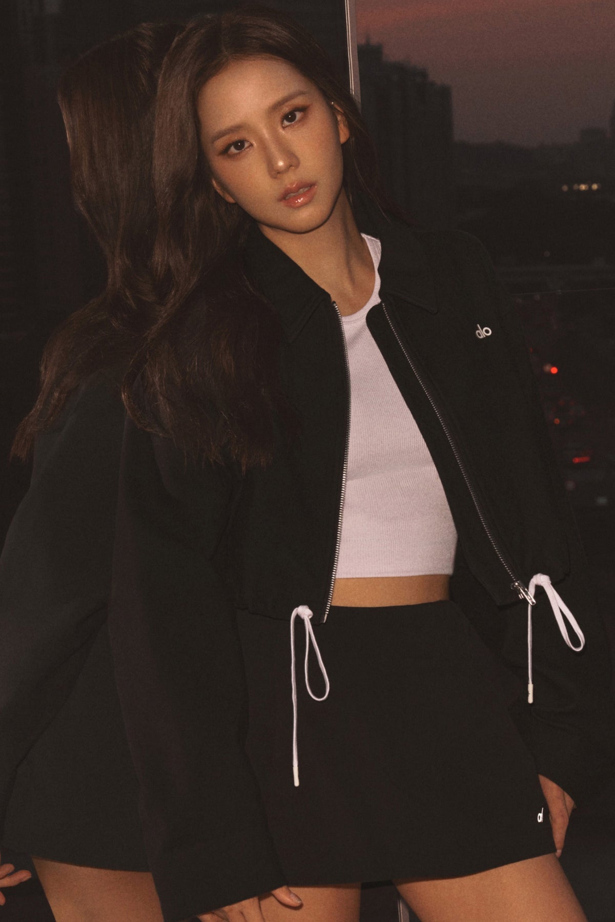 Alo Yoga Cropped Fan Favorite Full Zip Jacket - Black - imagen 1