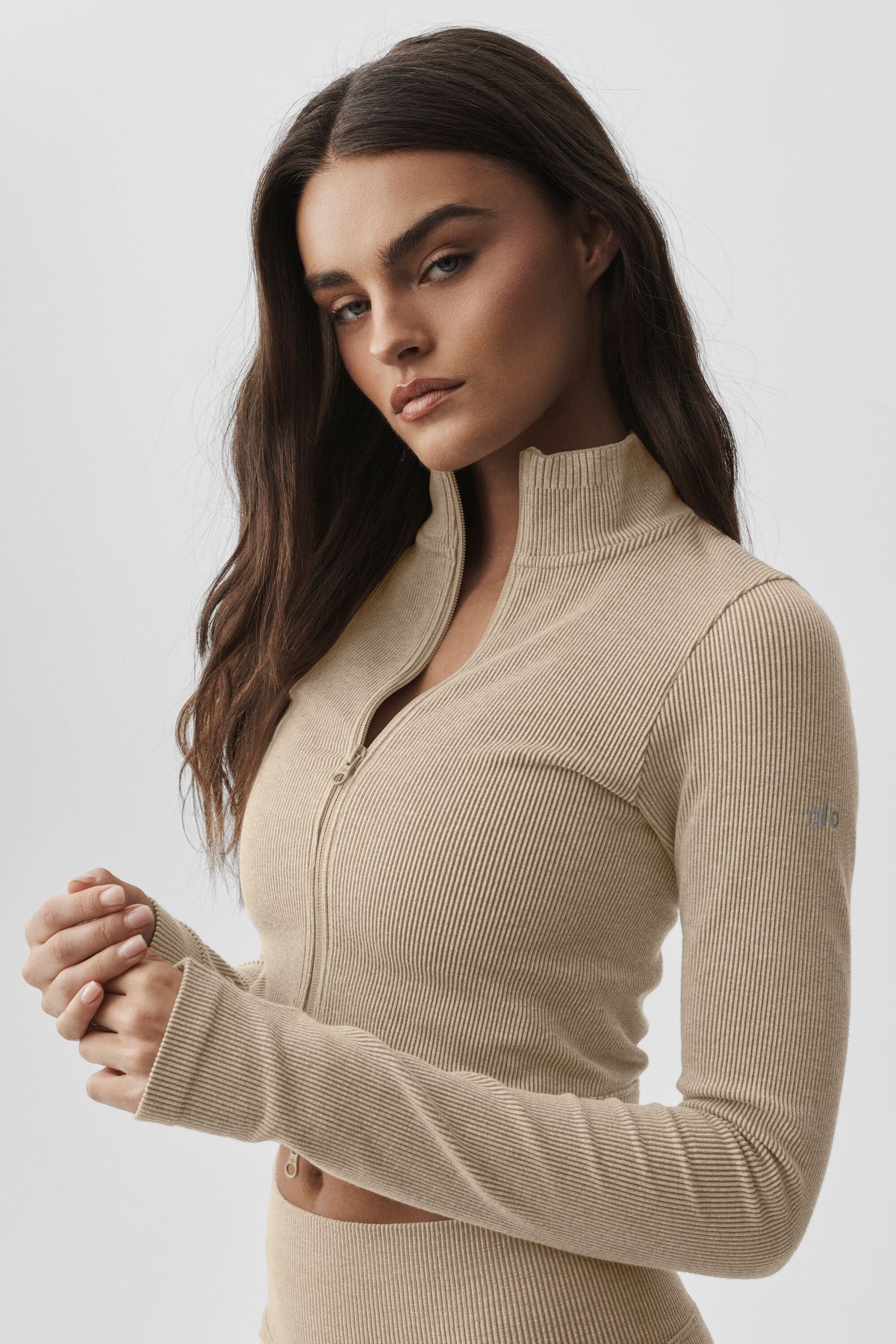 Alo Yoga Seamless Two Tone Rib Jacket - Gravel Heather - imagen 4