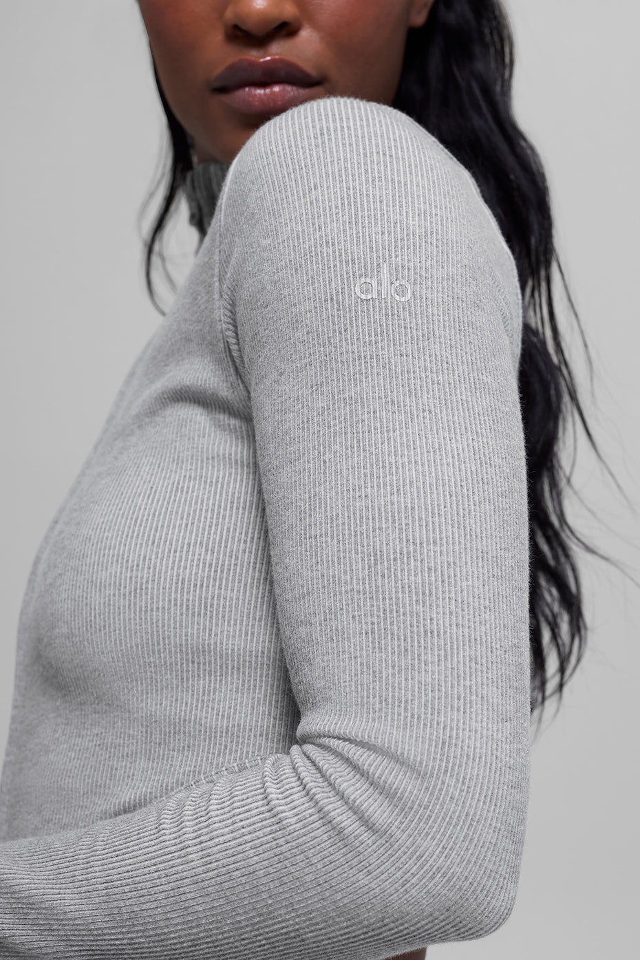 Alo Yoga Seamless Two Tone Rib Jacket - Light Misty Grey Heather - imagen 2
