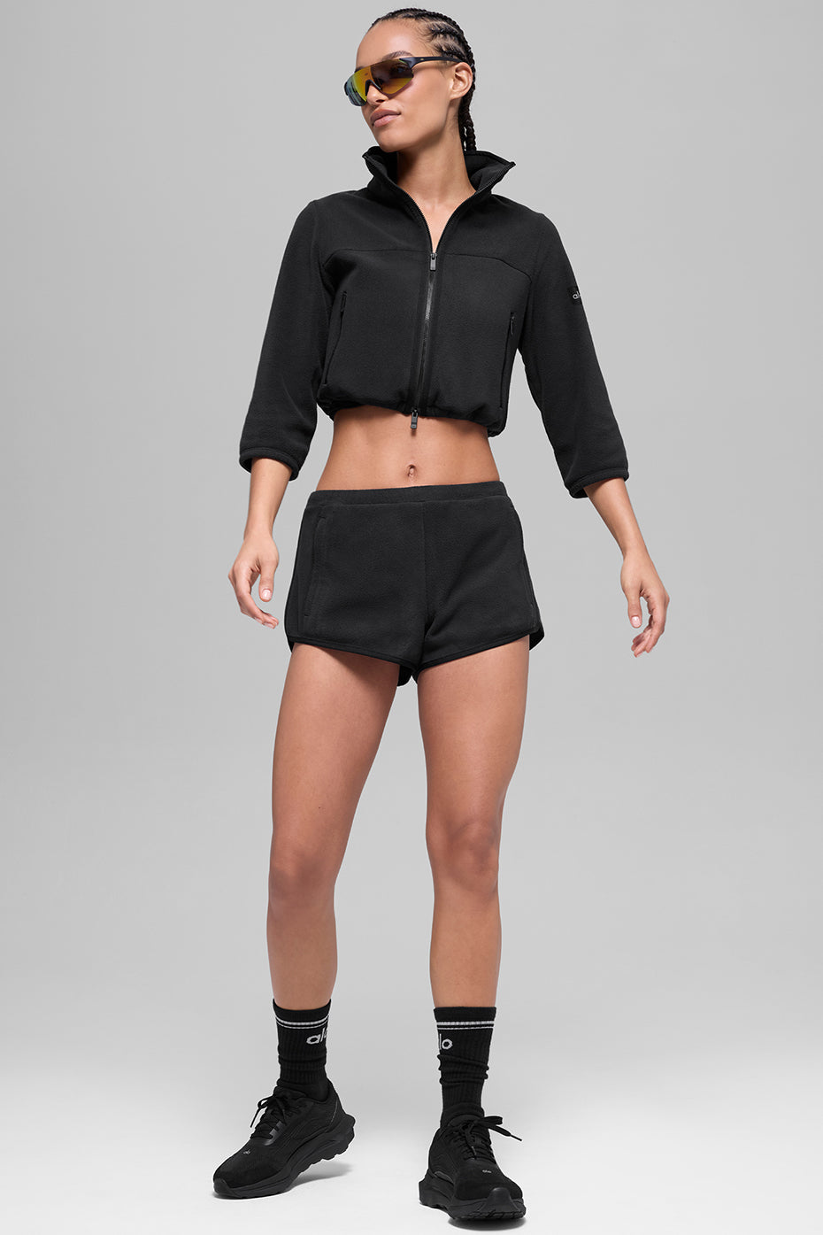 Alo Yoga Polar Fleece Retreat Cropped Jacket - Black - imagen 5