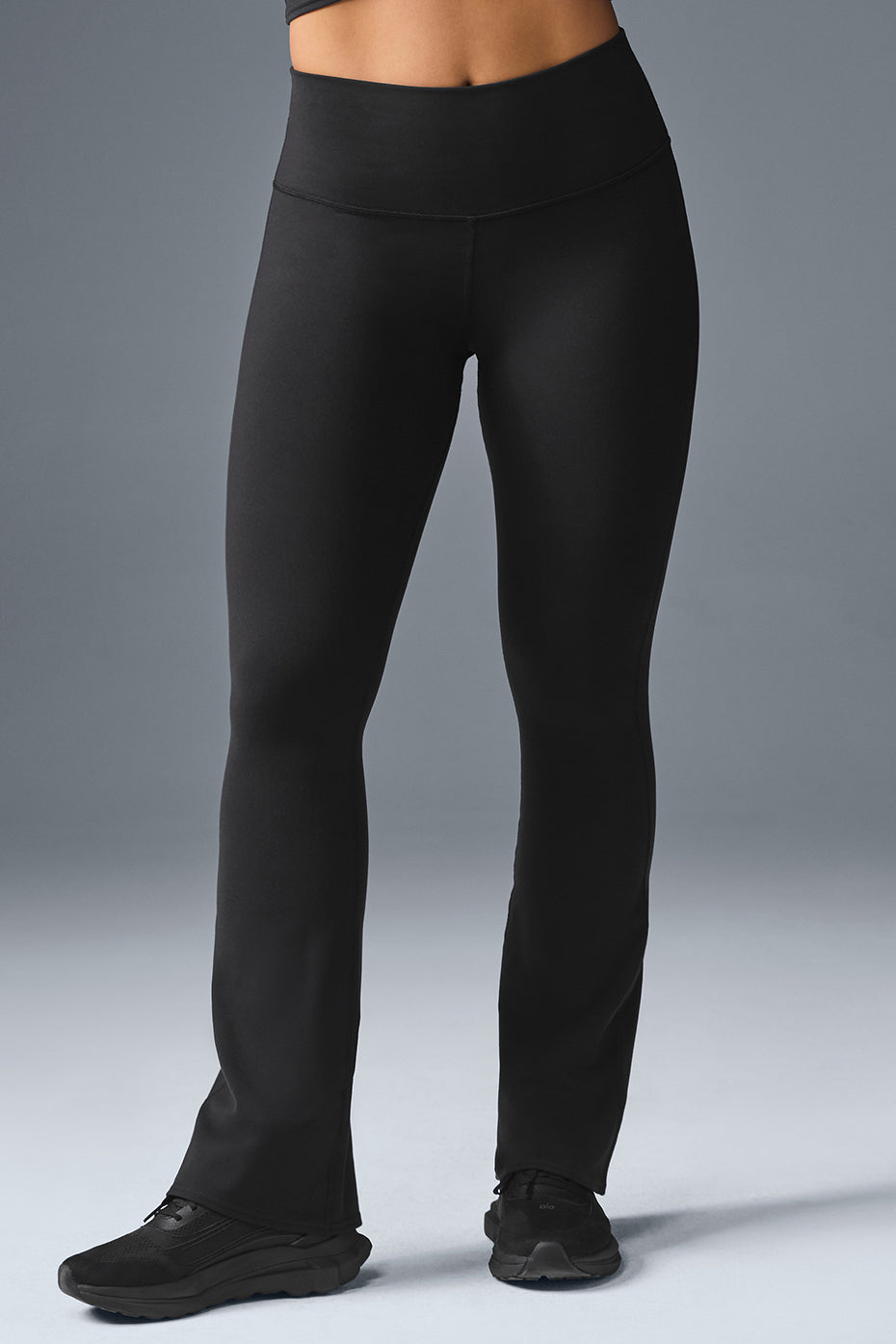 Alo Yoga Airbrush High-Waist Bootcut Legging (Regular) - Black - imagen 1
