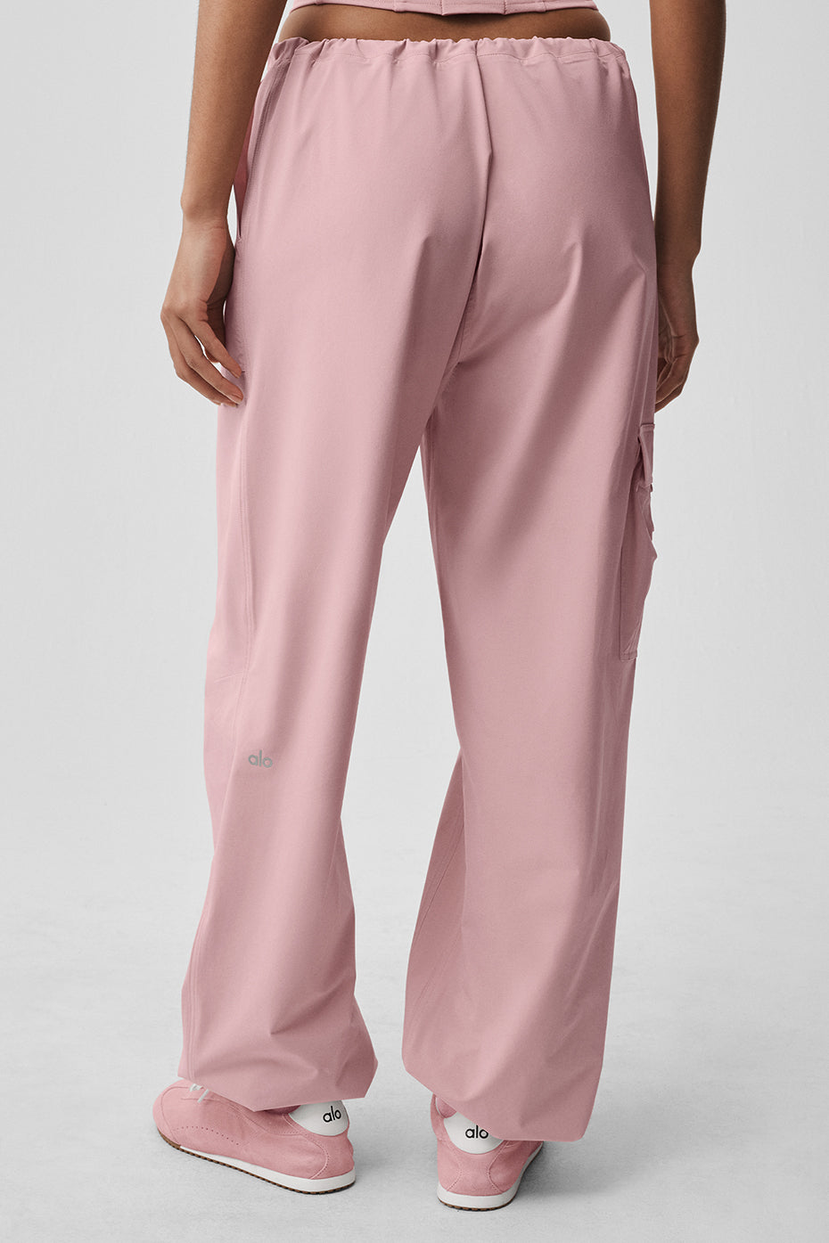 Alo Yoga Low Rise Megastar Cargo Pant - Vintage Pink - imagen 4