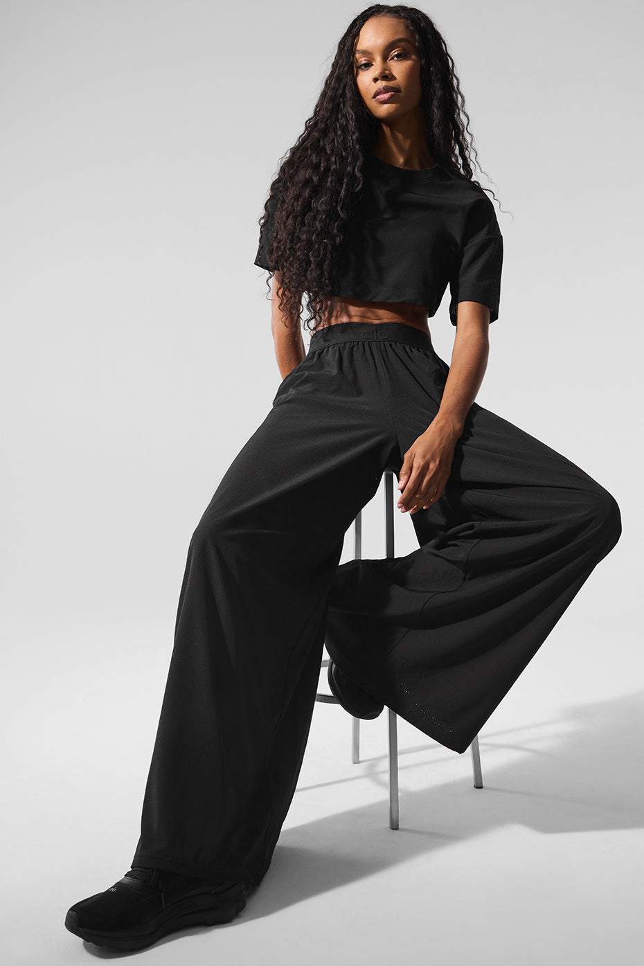 Alo Yoga Mesh Mirage Trouser - Black - imagen 1
