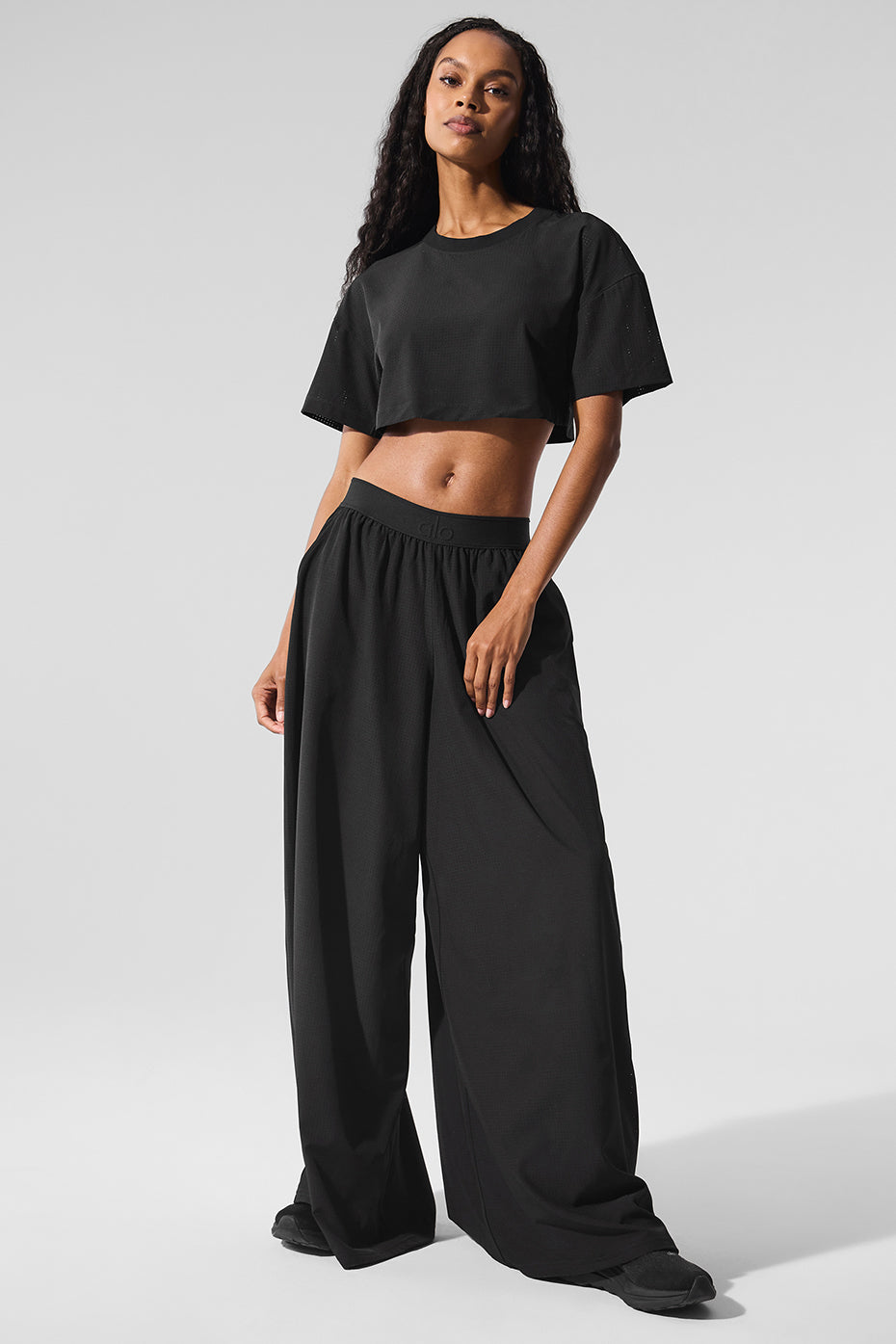 Alo Yoga Mesh Mirage Trouser - Black - imagen 5
