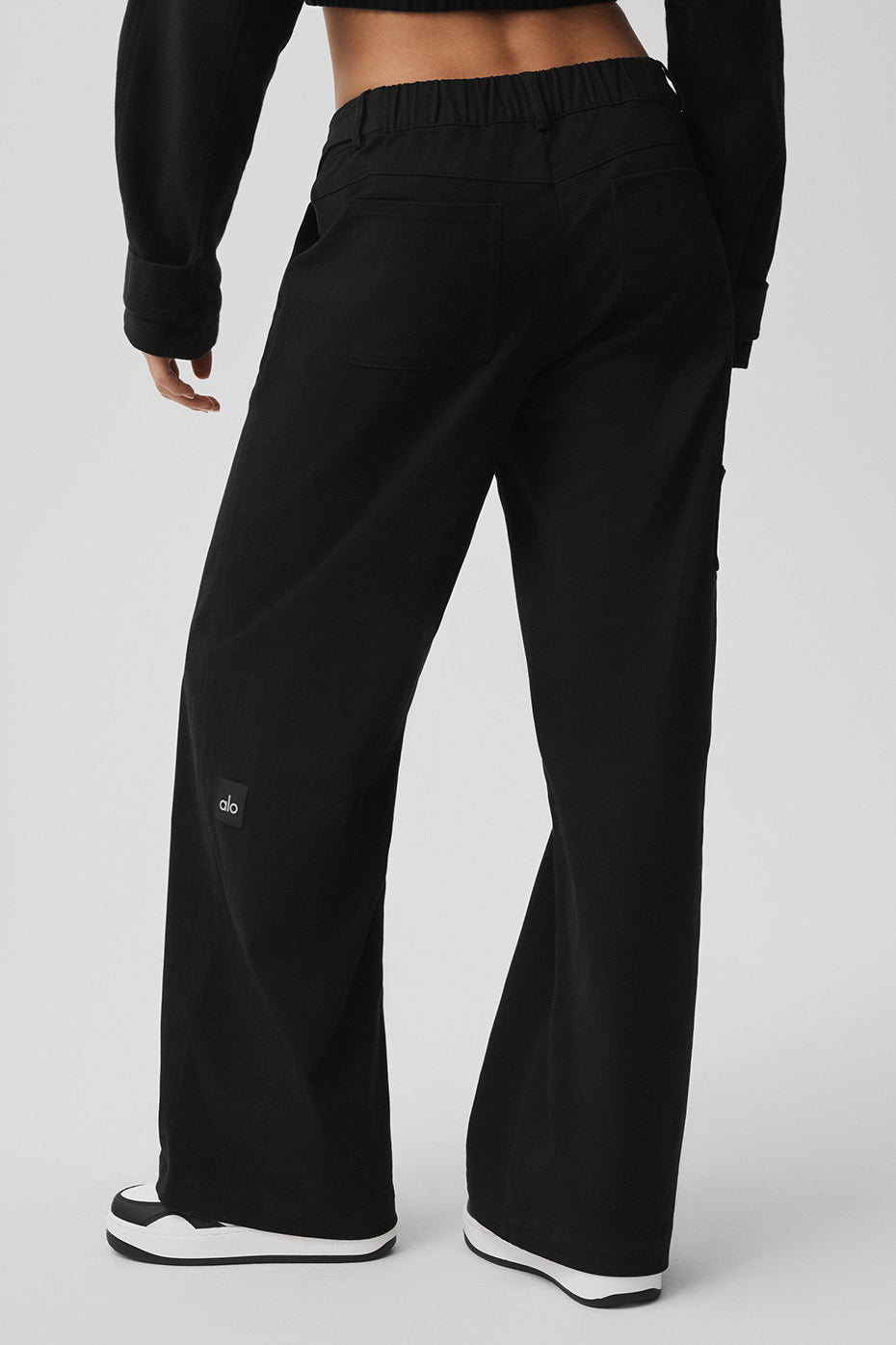Alo Yoga High Road Straight Leg Pant - Black - imagen 3