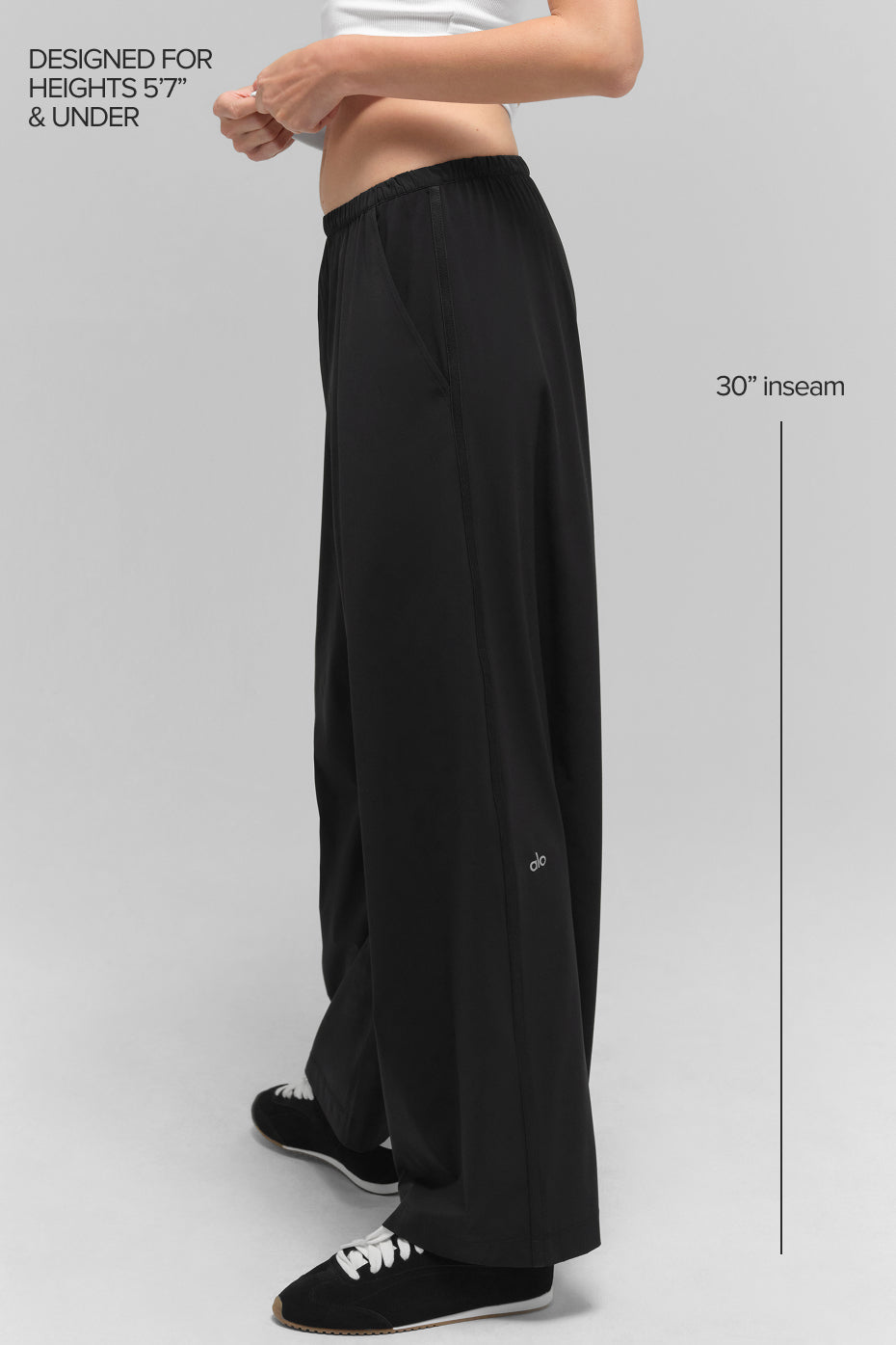 Alo Yoga Breezy Wide Leg Pant (Regular) - Black - imagen 2