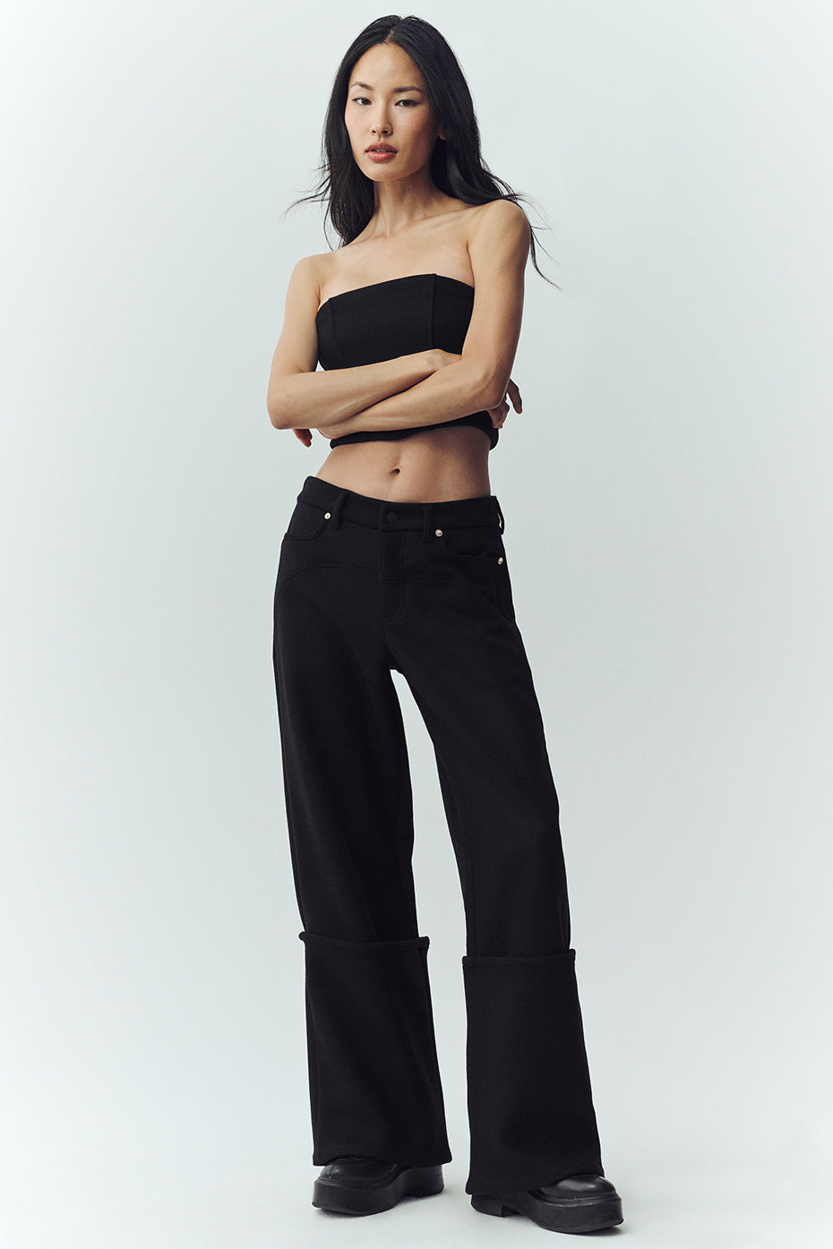 Alo Yoga Wool Blend Nightcap Wide Leg Pant - Black - imagen 1